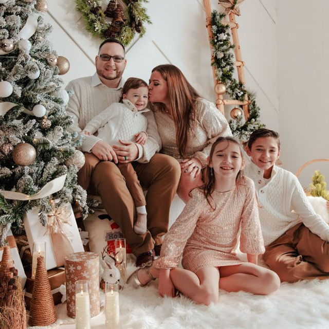 Christmas Studio Mini Sessions — Family Photography in Jacksonville, FL