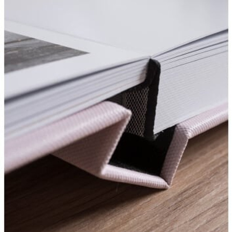 Album foto. Wedding and elopement photographer Italy Tuscany Como Milan Pavia Marija Galaka