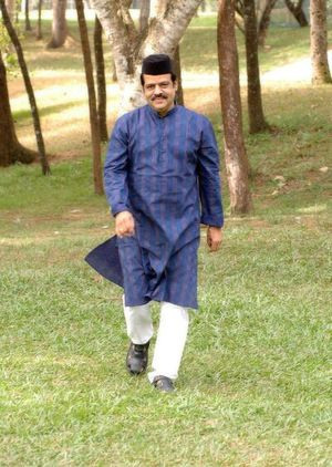 Some interesting trivia about Renowned Film maker Balachandra Menon. Balachandra Menon