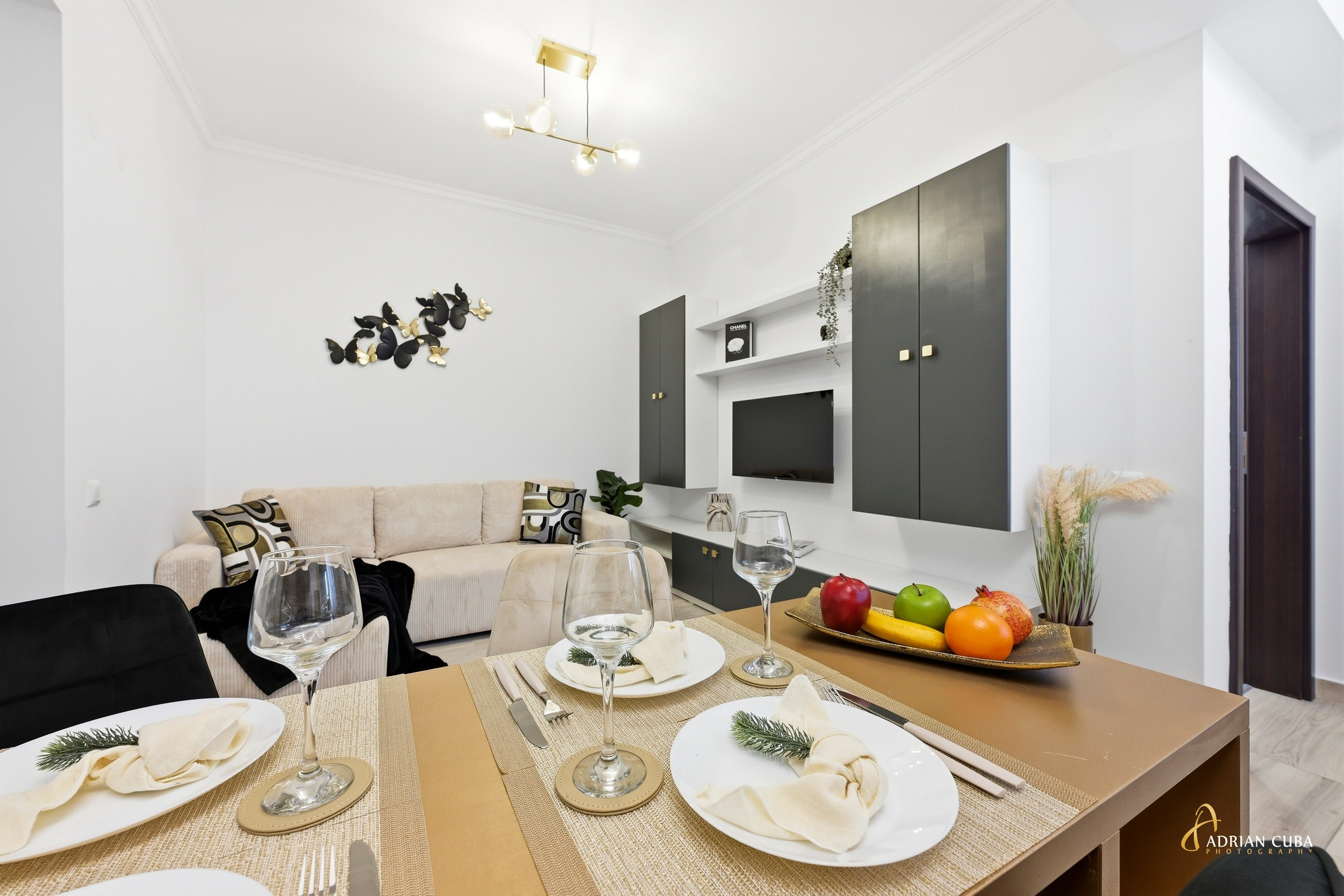 Fotograf Imobiliare Iași | Adrian Cuba — Arhitectură & Airbnb