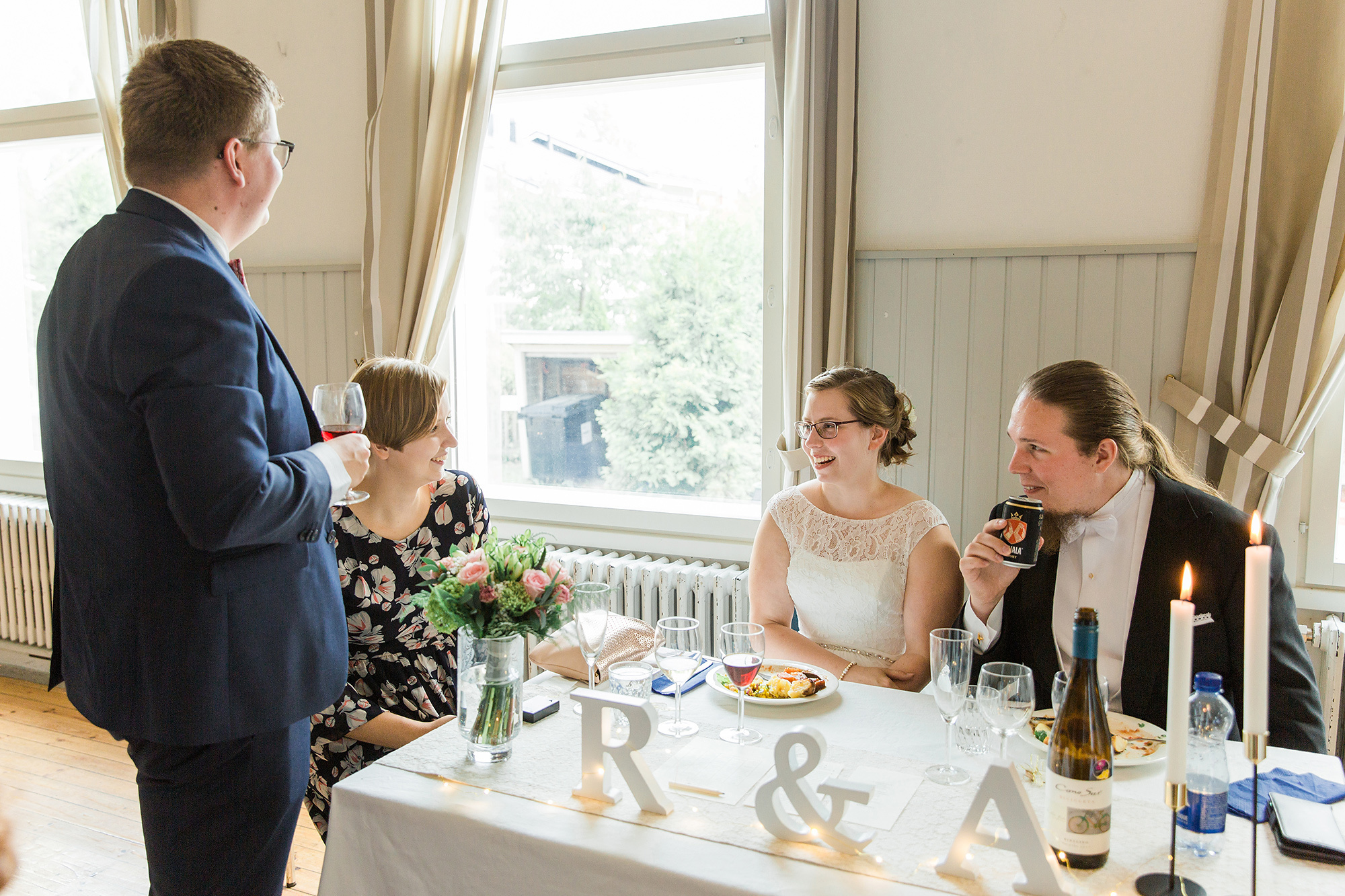 Riikka&Antti, kesähäät Tapanilassa