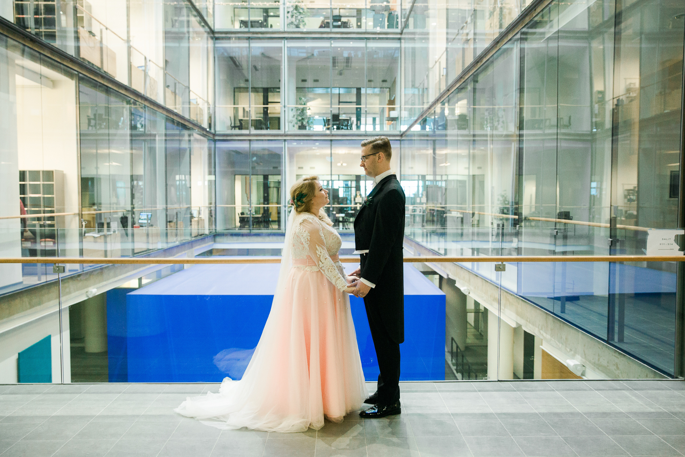 Villa Åkerbloom dokumentaarinen hääkuvaus, Villa Åkerbloom häät