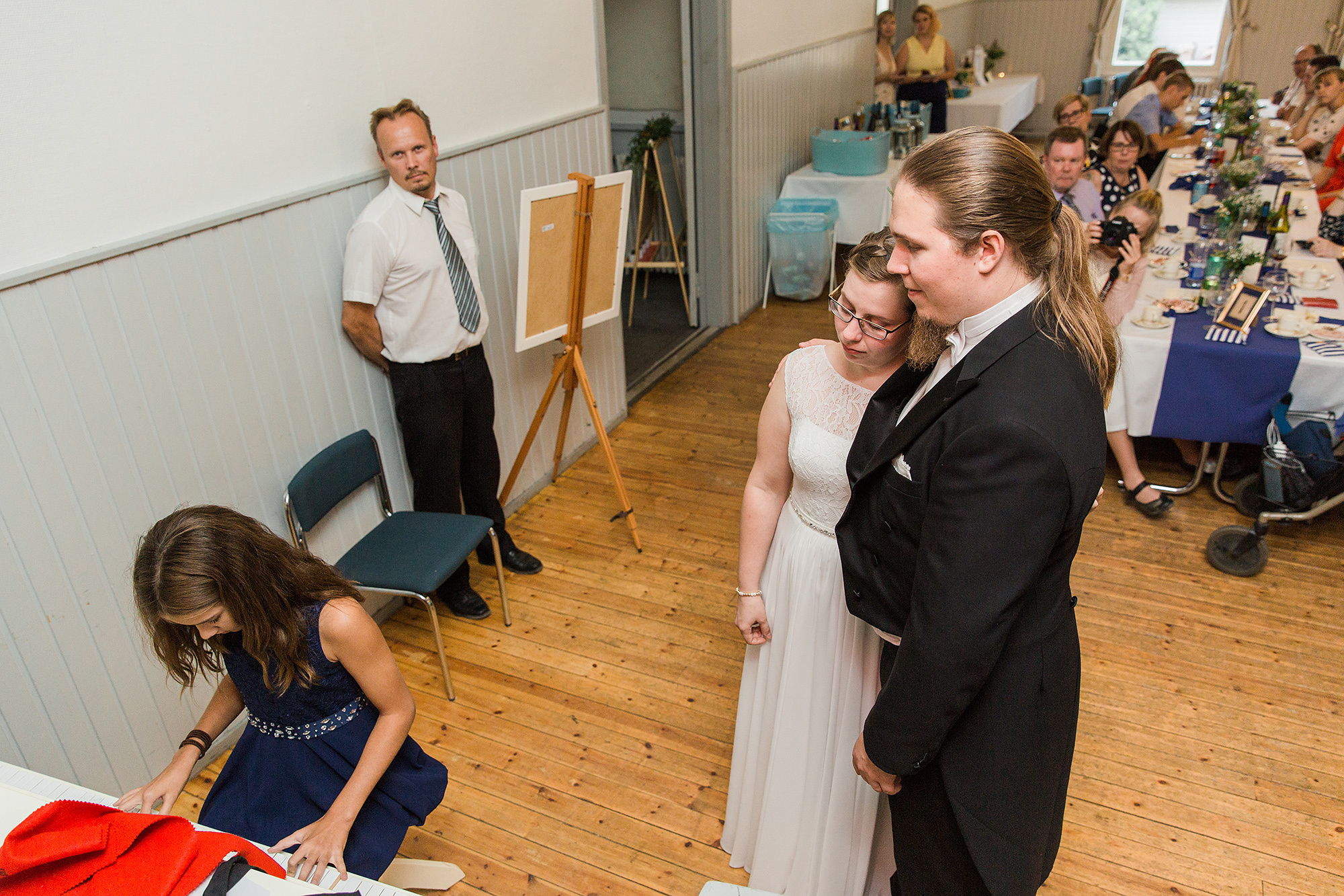 Riikka&Antti, kesähäät Tapanilassa