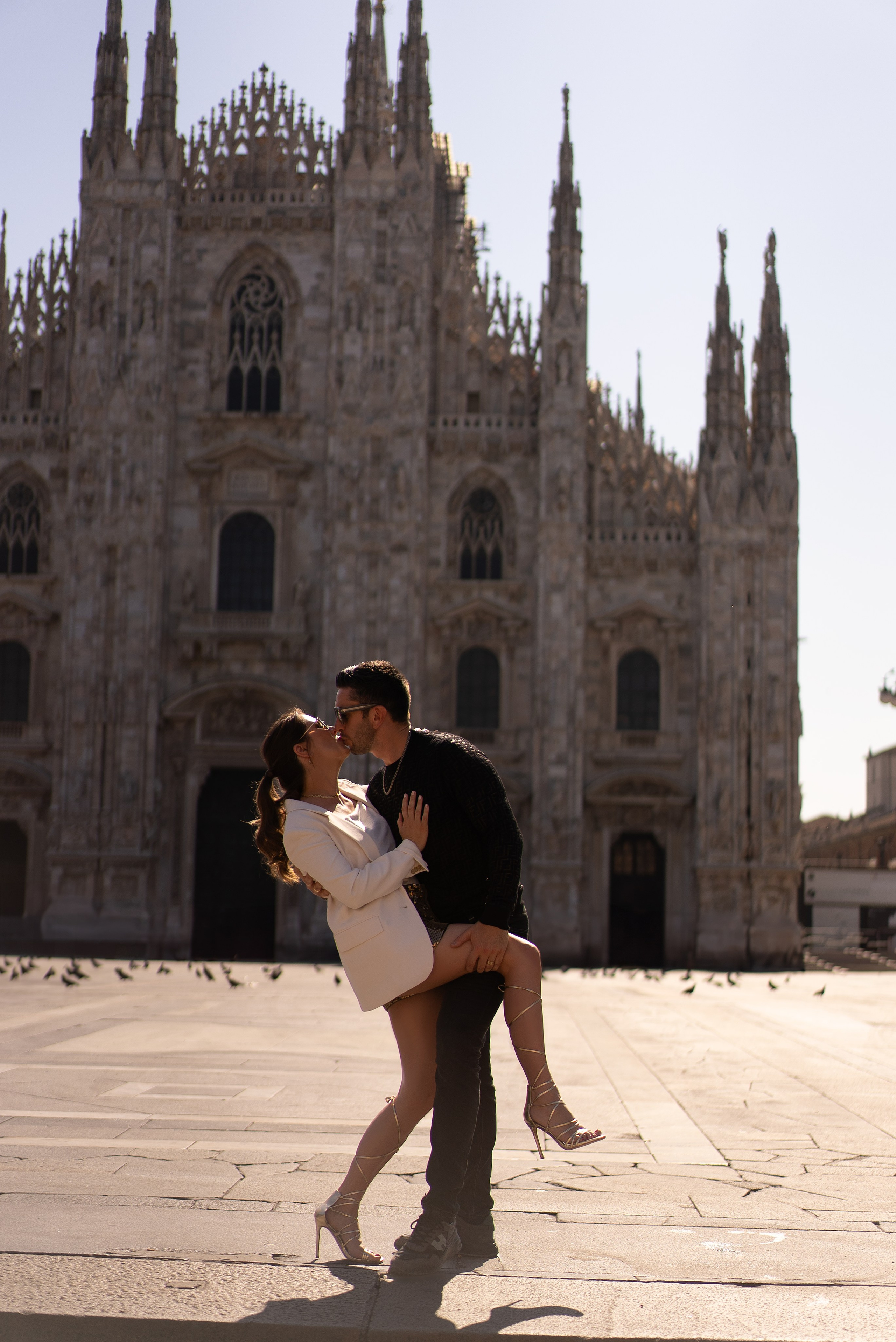 Love Story. Julia Di |Fashion streetstyle photographer|videomaker in Milan & Paris