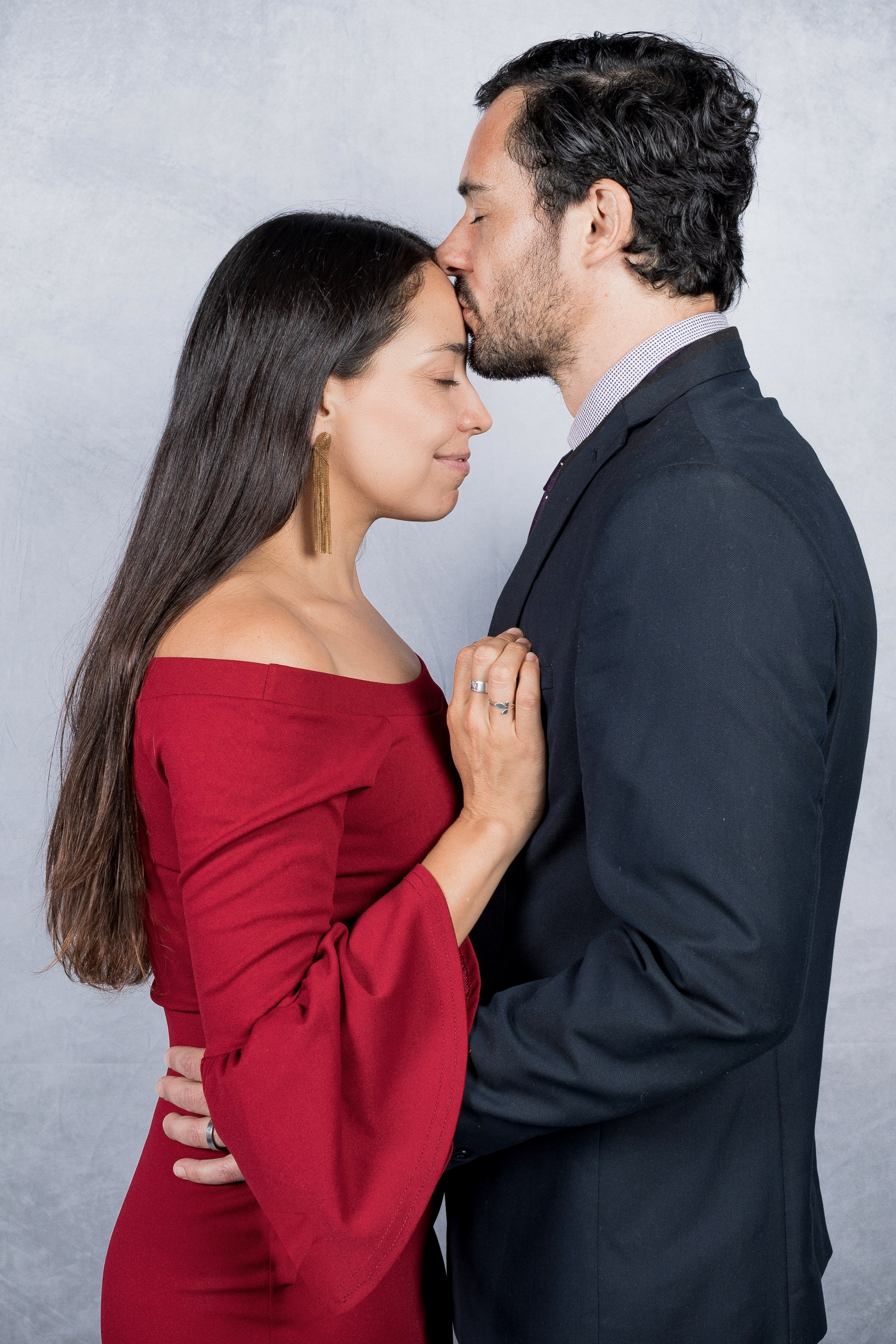 📸 ¡50% de Descuento en Sesiones de Pareja, Familia y Mascota durante la Feria Torrestock 2025!. Rainbox Estudio de Fotografía