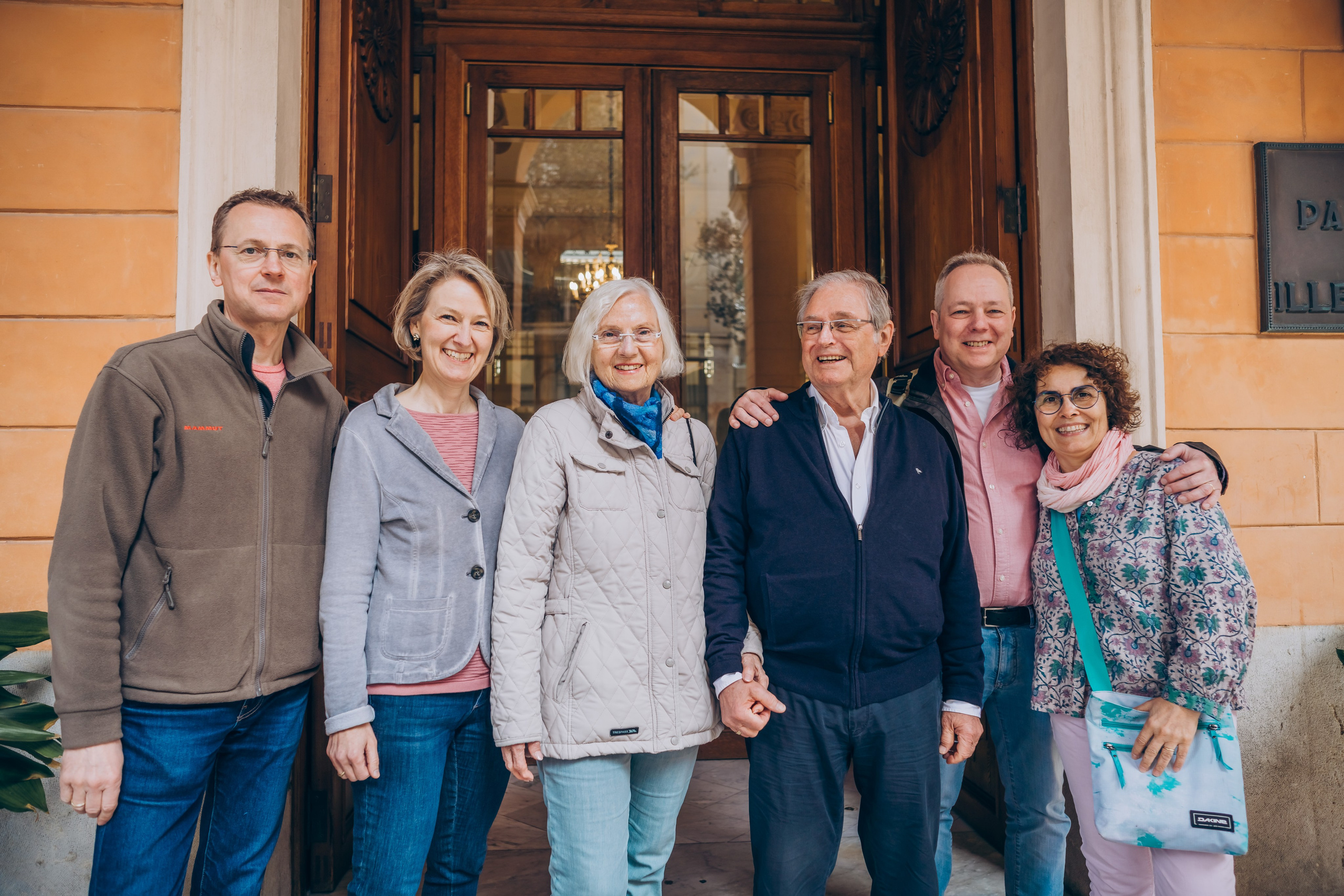 Walking tour of Palma. Фотограф у Пальма де Майорка