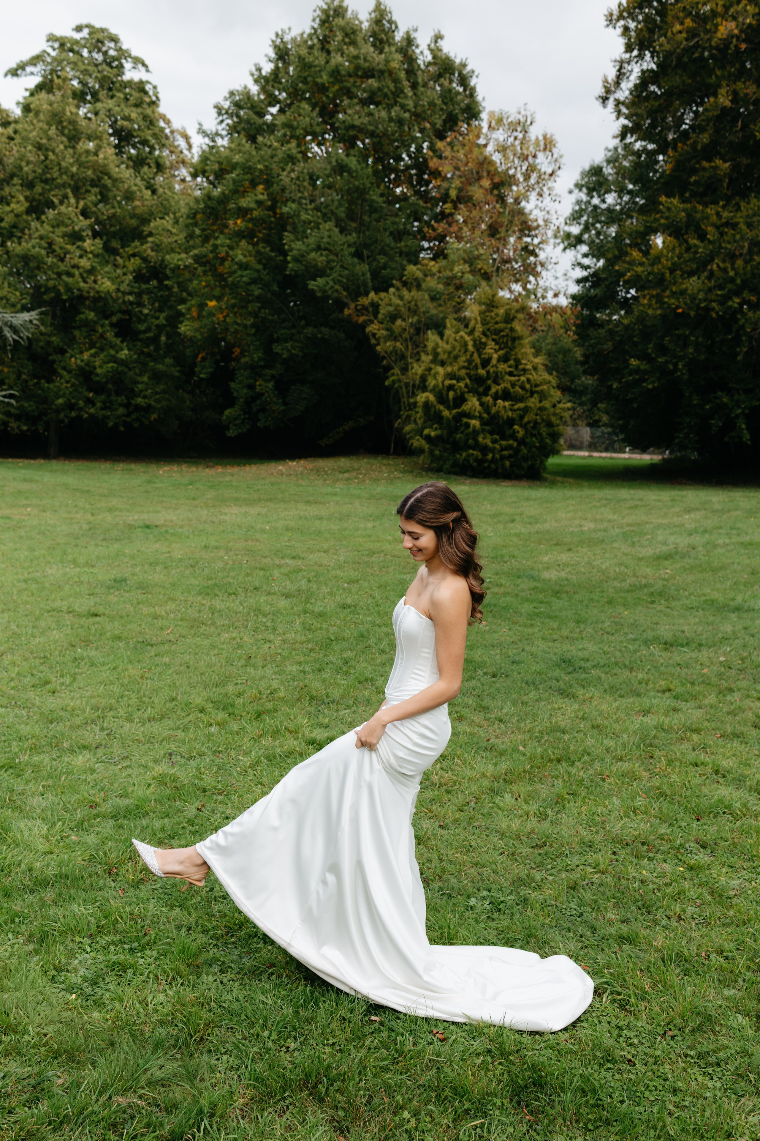 PORTFOLIO. Wedding Photographer Editorial Storytelling Cluj, Romania & Europe|Lore Photography