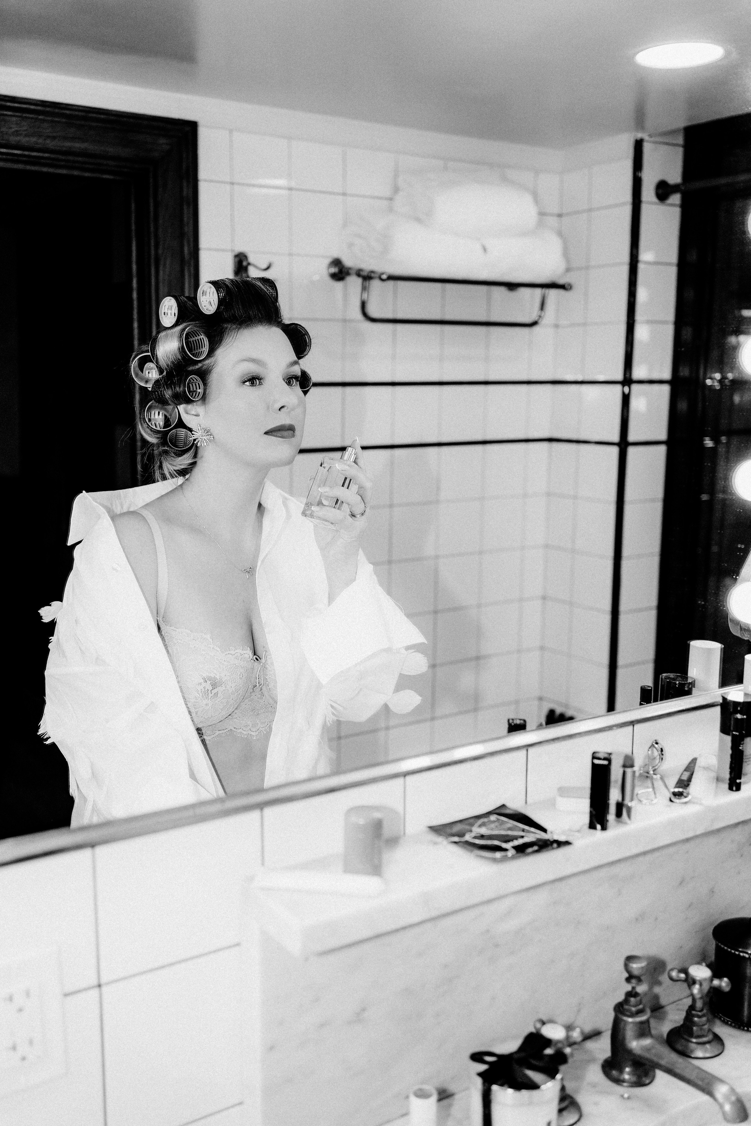 Luxury Boudoir Photography NYC | Intimate Portrait Sessions at The Ludlow Hotel. Videographer and photographer in New York // MAKAROV.VIDEO