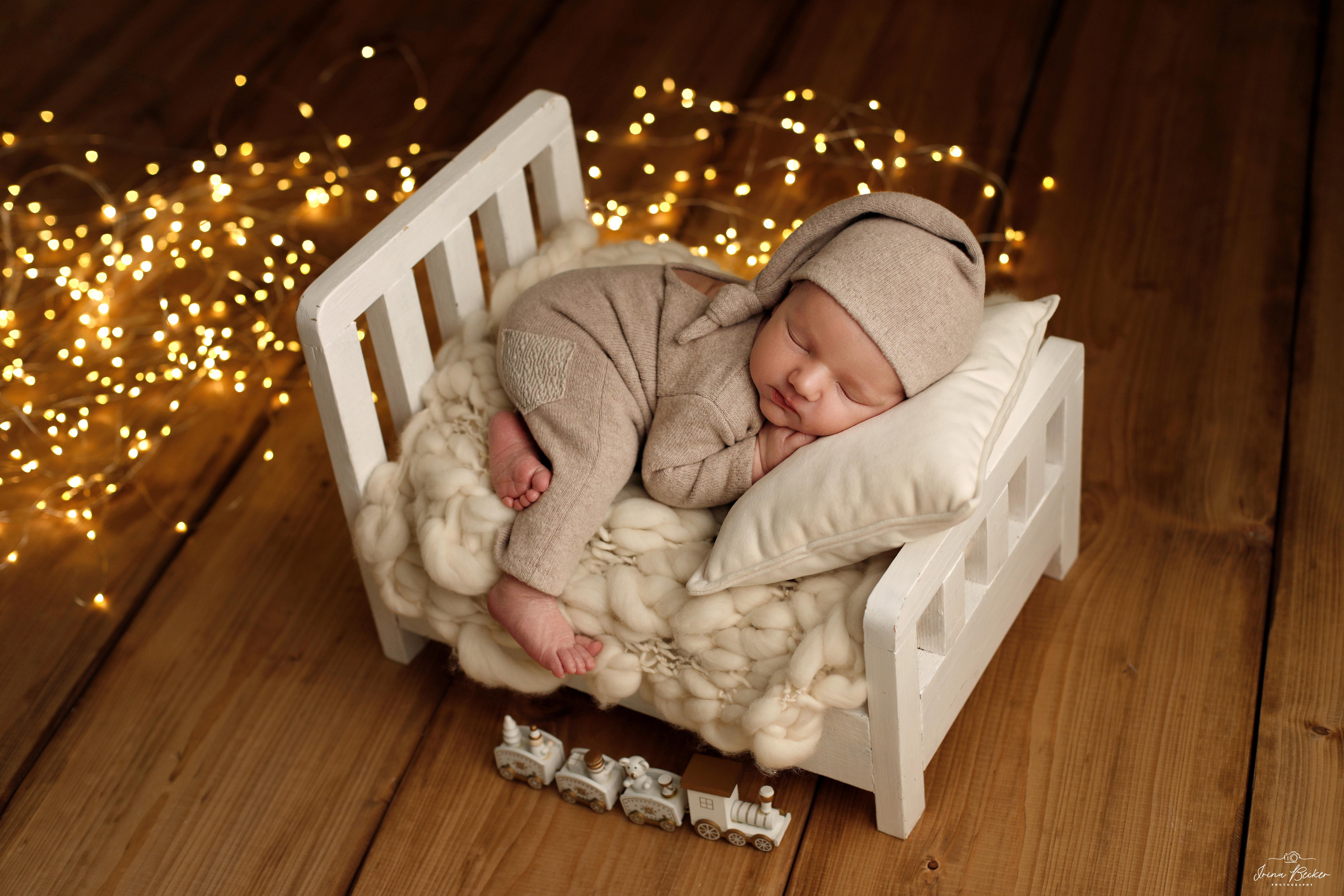 Babyfotograf Ulm, Babyfotograf Neu-Ulm, Babyfotograf Münsingen, Babyfotograf Metzingen, Babyfotograf Göppingen, Babyfotograf Tübingen, Babyfotograf Memmingen, Babyfotograf Reutlingen, Babyfotograf Stuttgart, Babyfotograf Günzburg, Babyfotograf Biberach an der Riss, Babyfotograf Alb-Donau-Kreis, Babyfotograf Bad Saulgau, Babyfotograf Bad Waldsee, Babyfotograf Ehingen, neugeborenenfotografie Ulm, neugeborenenfotografie Neu-Ulm, neugeborenenfotografie Stuttgart, neugeborenenfotografie Metzingen, neugeborenenfotografie Münsingen, neugeborenenfotografie Bad Saulgau, neugeborenenfotografie Bad Waldsee, neugeborenenfotografie Ehingen, neugeborenenfotografie Langenau, neugeborenenfotografie Ravensburg, neugeborenenfotografie Sigmaringen, Fograf Ulm, Fotograf Ehingen, Fotograf Bad Waldsee, Fotograf Friedrichshafen, Baby Ulm, Entbindung Ulm, babyfotograf Erbach, Babyfotograf Blabeuren, Babyfotograf Biberach, babyshooting ulm, babyshooting metzingen, babyshooting ehingen, Babybauchshooting, Schwangerschaftsshooting, Babybauchbilder, Babybauchfotografie Ulm, Matmaternity, studiophotography.studiophotoshoot