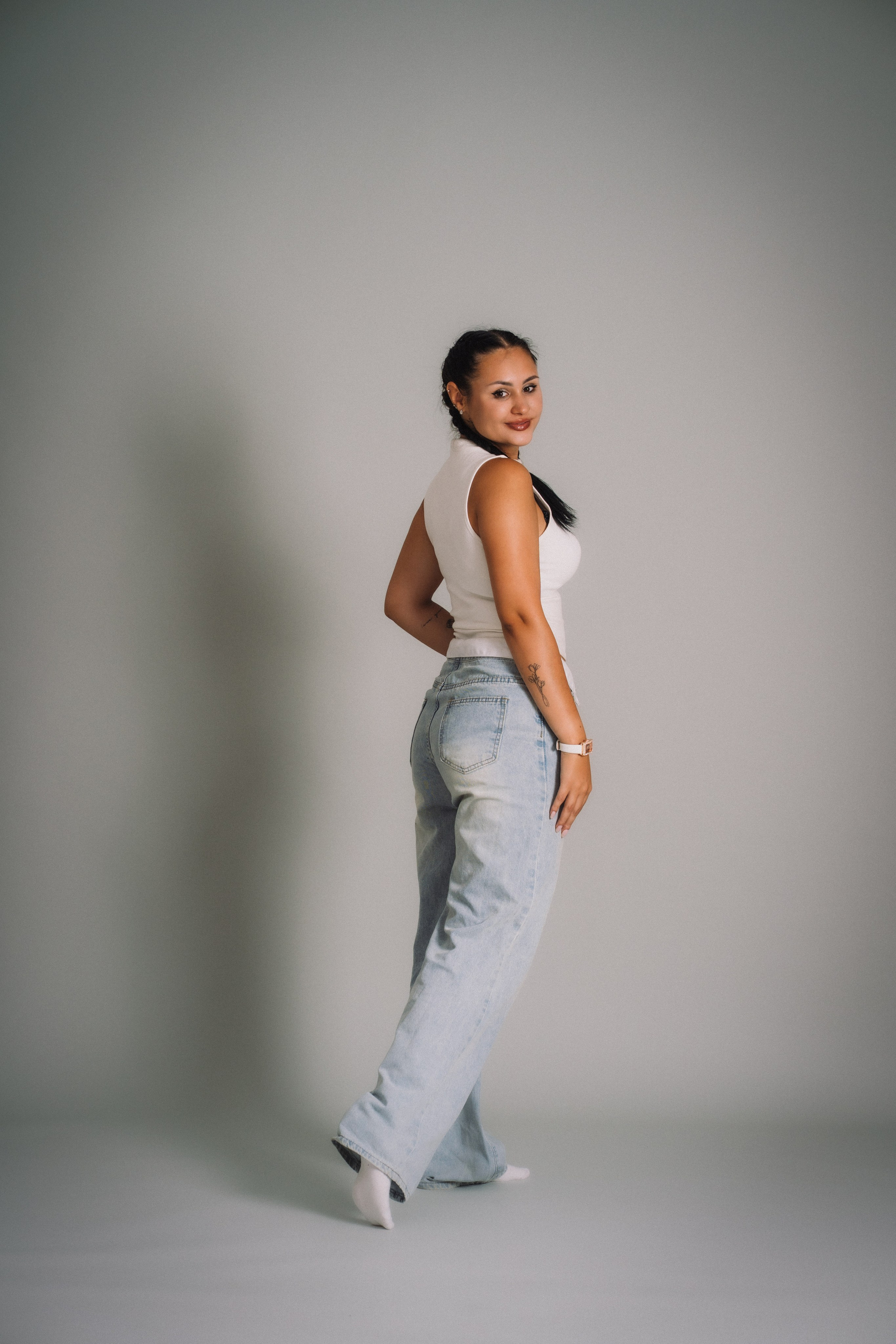 Laura x Daniel — Conexiune, Contrast și Cinematic. VStudio — mai mult decât fotografii