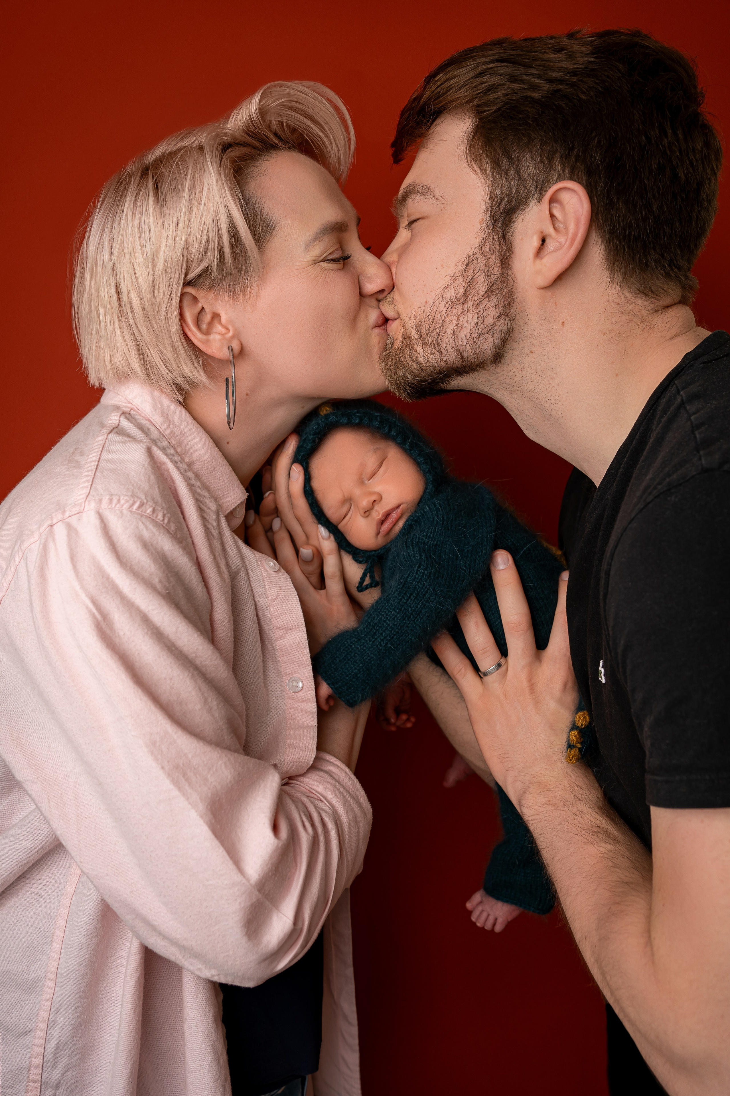 Neugeborenenfotos in Berlin – Studio oder bei Ihnen zu Hause