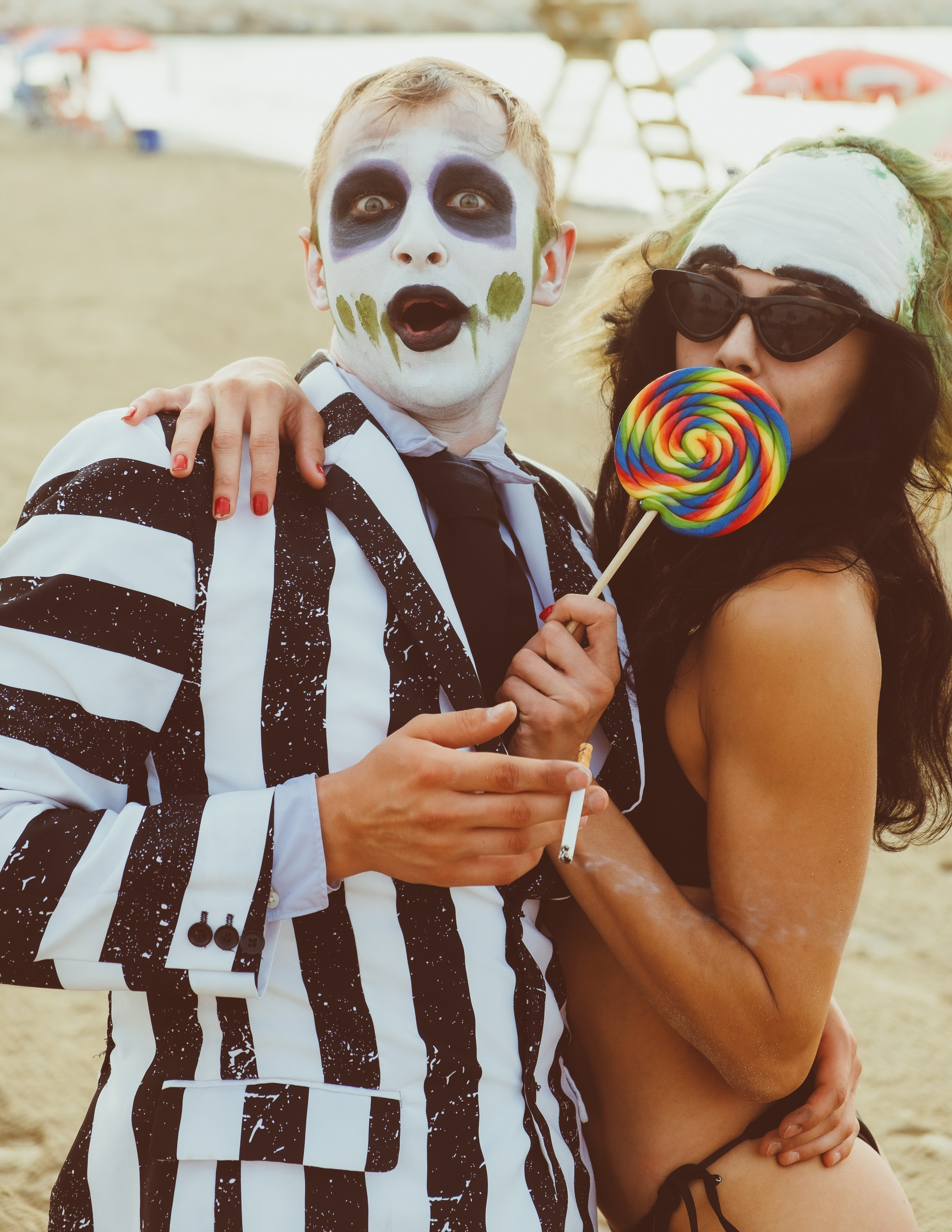 Beetlejuice на море: Экспериментальная фотосессия с цирковыми артистами — Фотограф Андрей Луковников