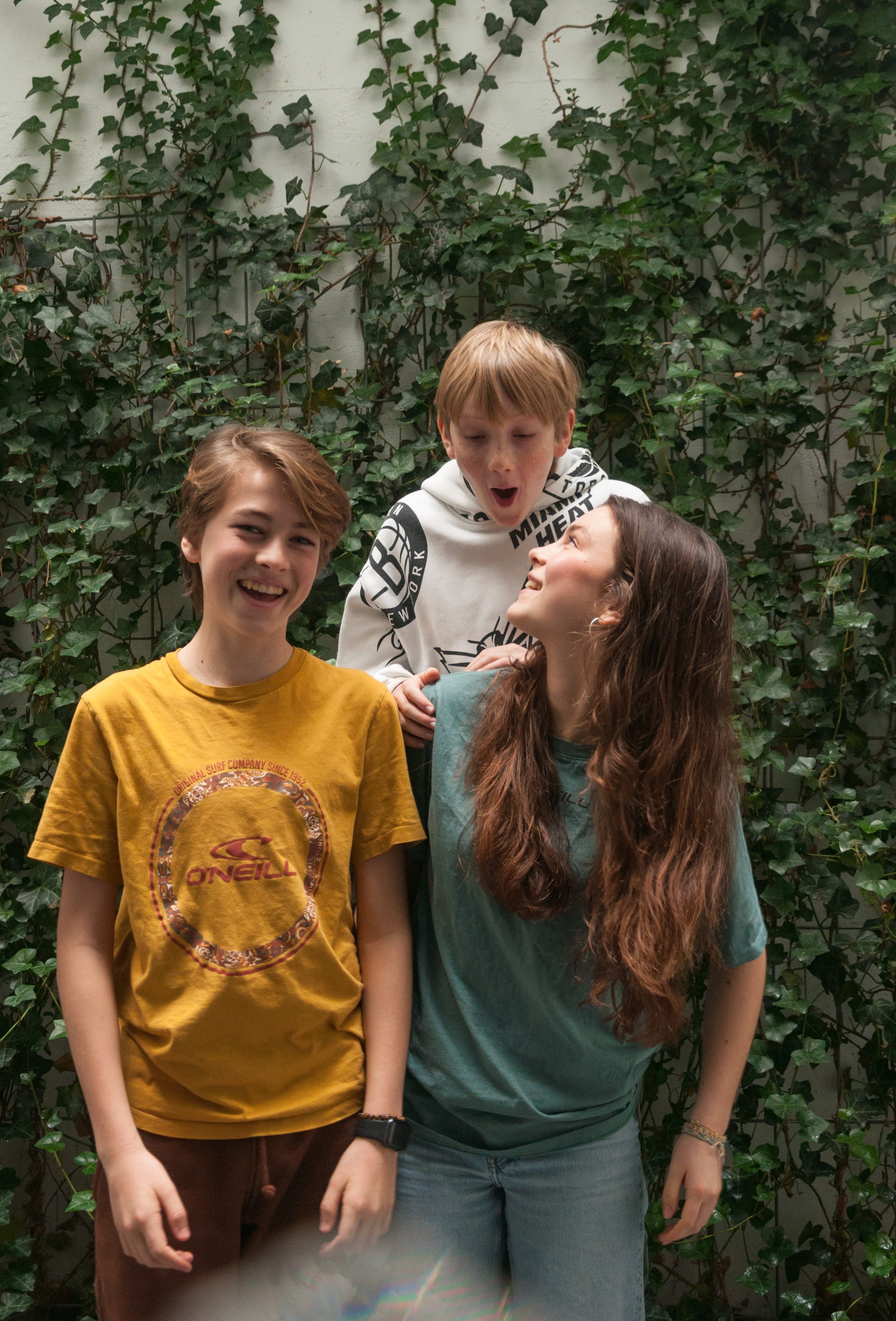 Creative colorful portraits. Éclat Photos. Exclusive portrait photography service