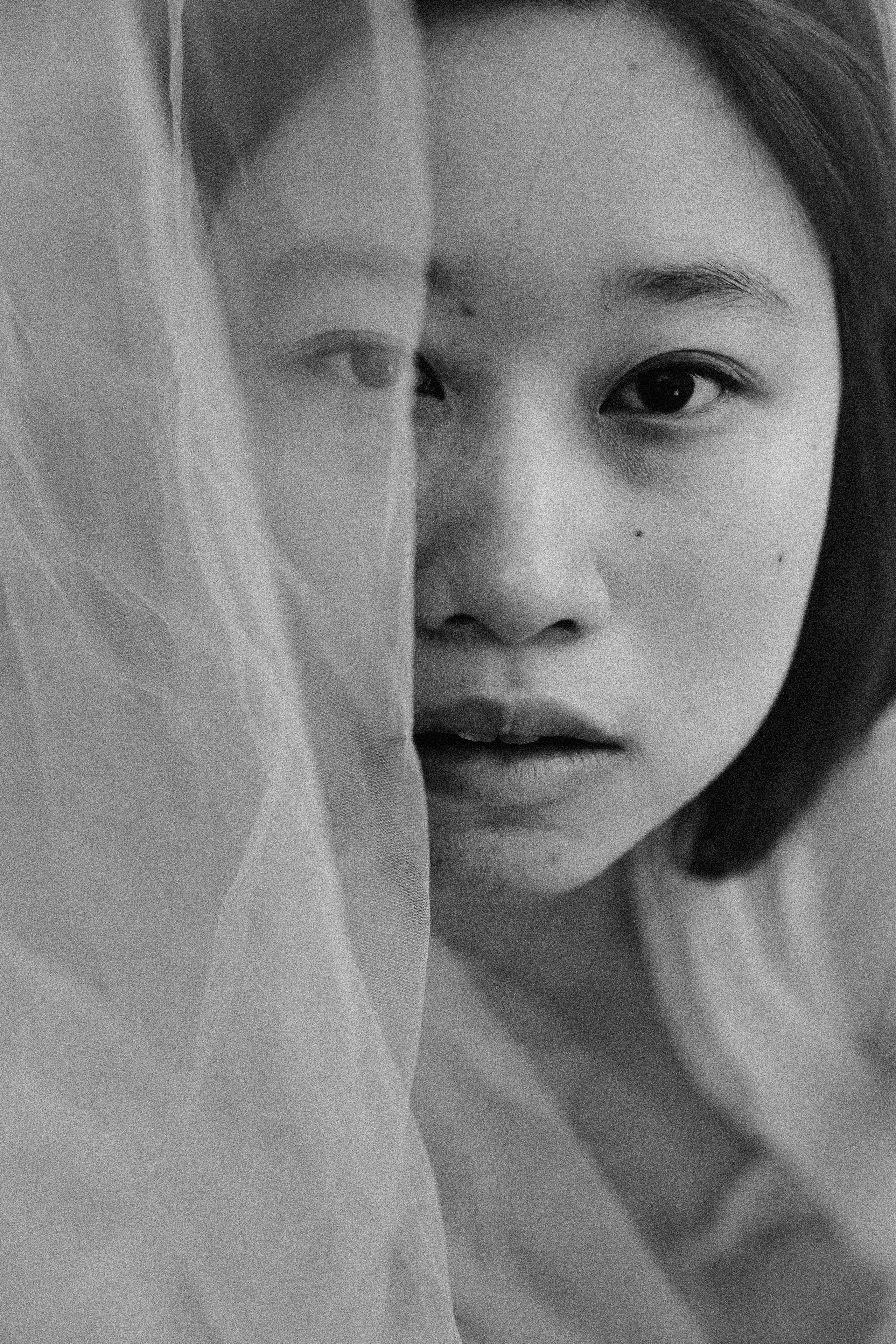 Individuale e coppie. Svitlana Miahka fotografa a Genova