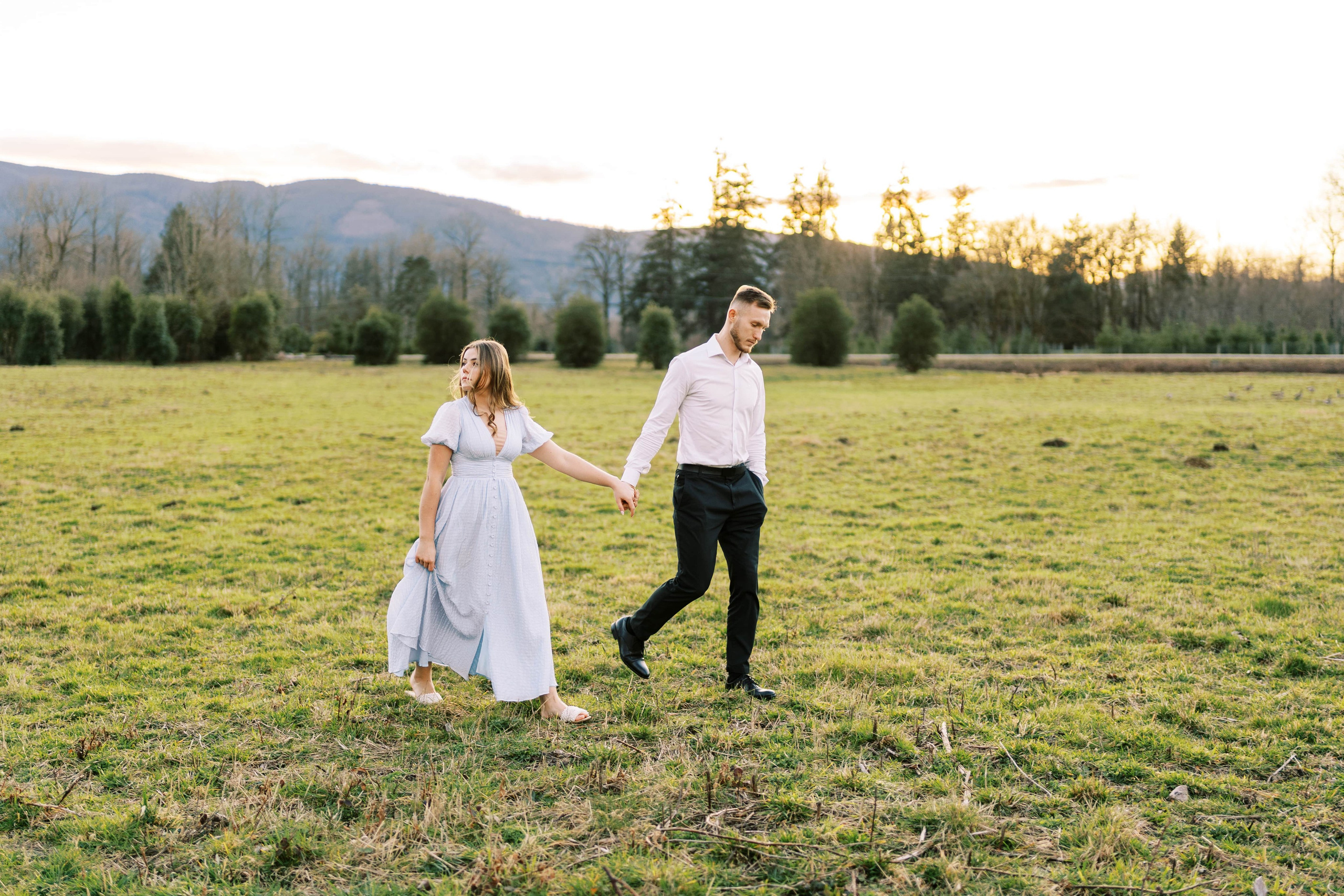 Engagement photo shoot/ Dmitry and Julia/ February 2024. North Bend, Washington. EVAN ARISTOV WEDDING PHOTOGRAPHY — Seattle Wedding Photographer