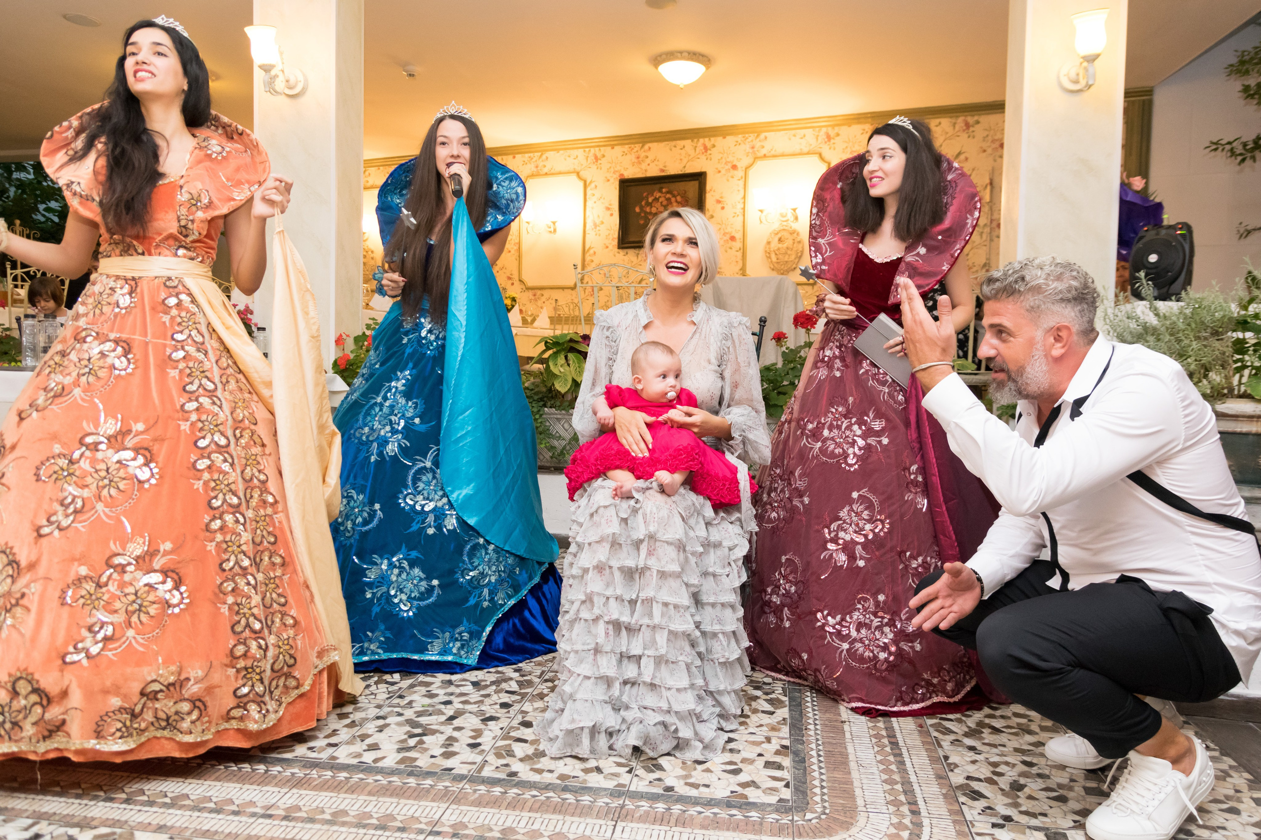 Idei de teme pentru botez. Wedding photographer from Bucharest Eugen Elisei