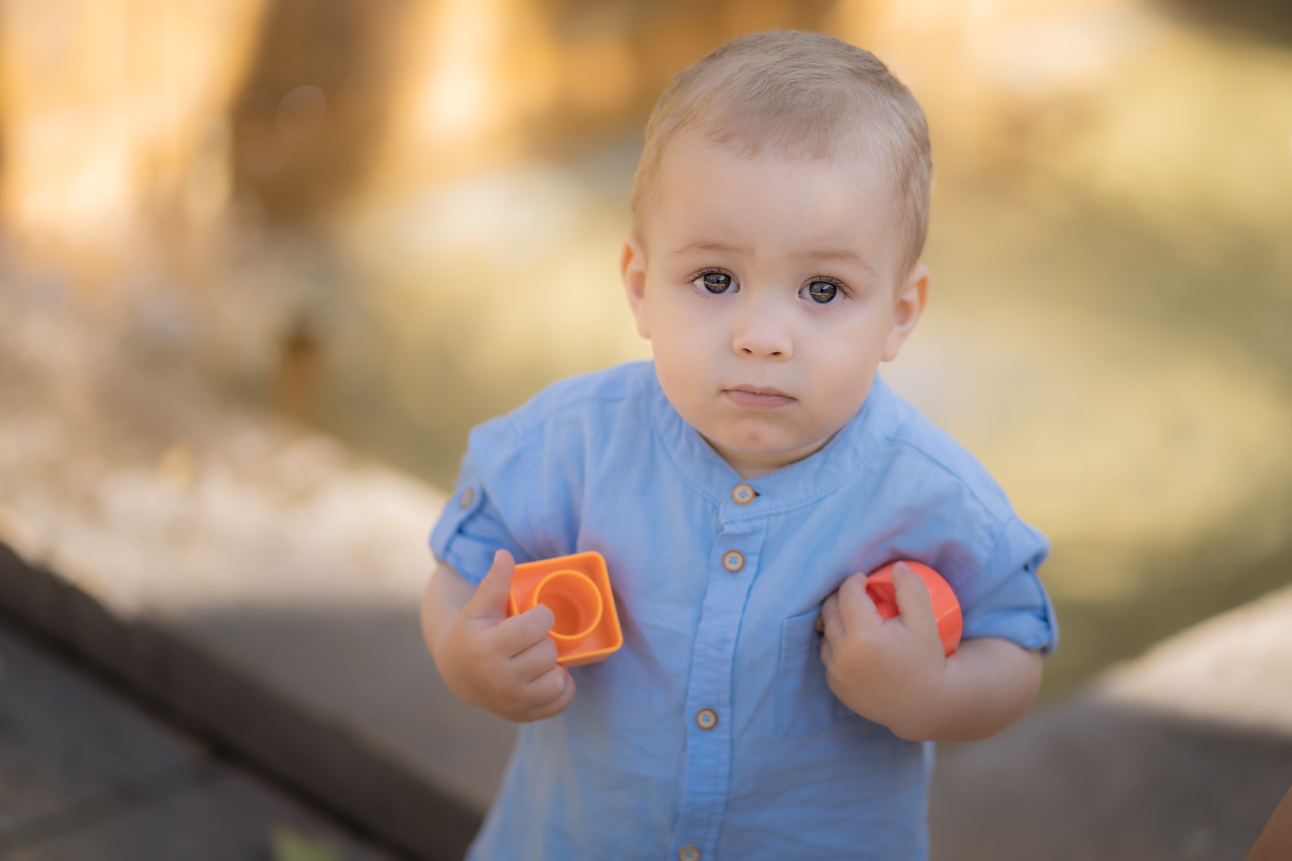 Mama und Sohn Fotoshooting in Palma de Mallorca. Deine Fotografin auf Mallorca für Familien und Business