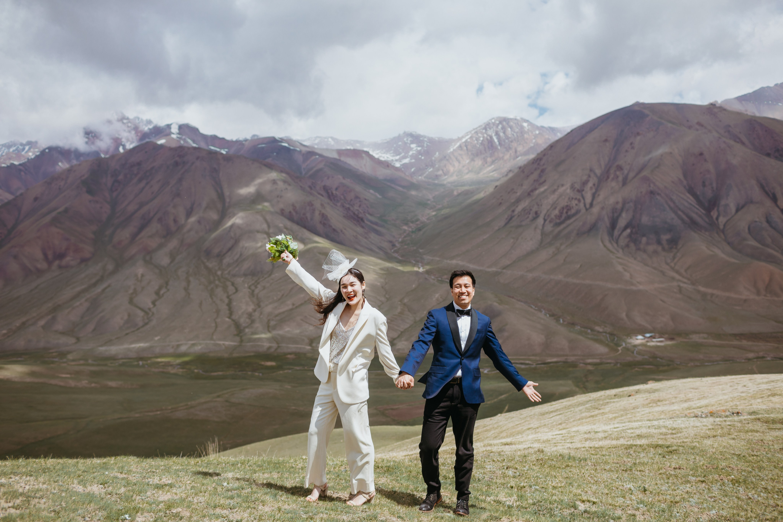 Свадебная фотосессия на Сон-Кёле — Alex & Stella (USA) | Оксана Шувалова, фотограф в Кыргызстане — Wedding Photoshoot Son-Kul. Фотограф в Бишкеке Оксана Шувалова