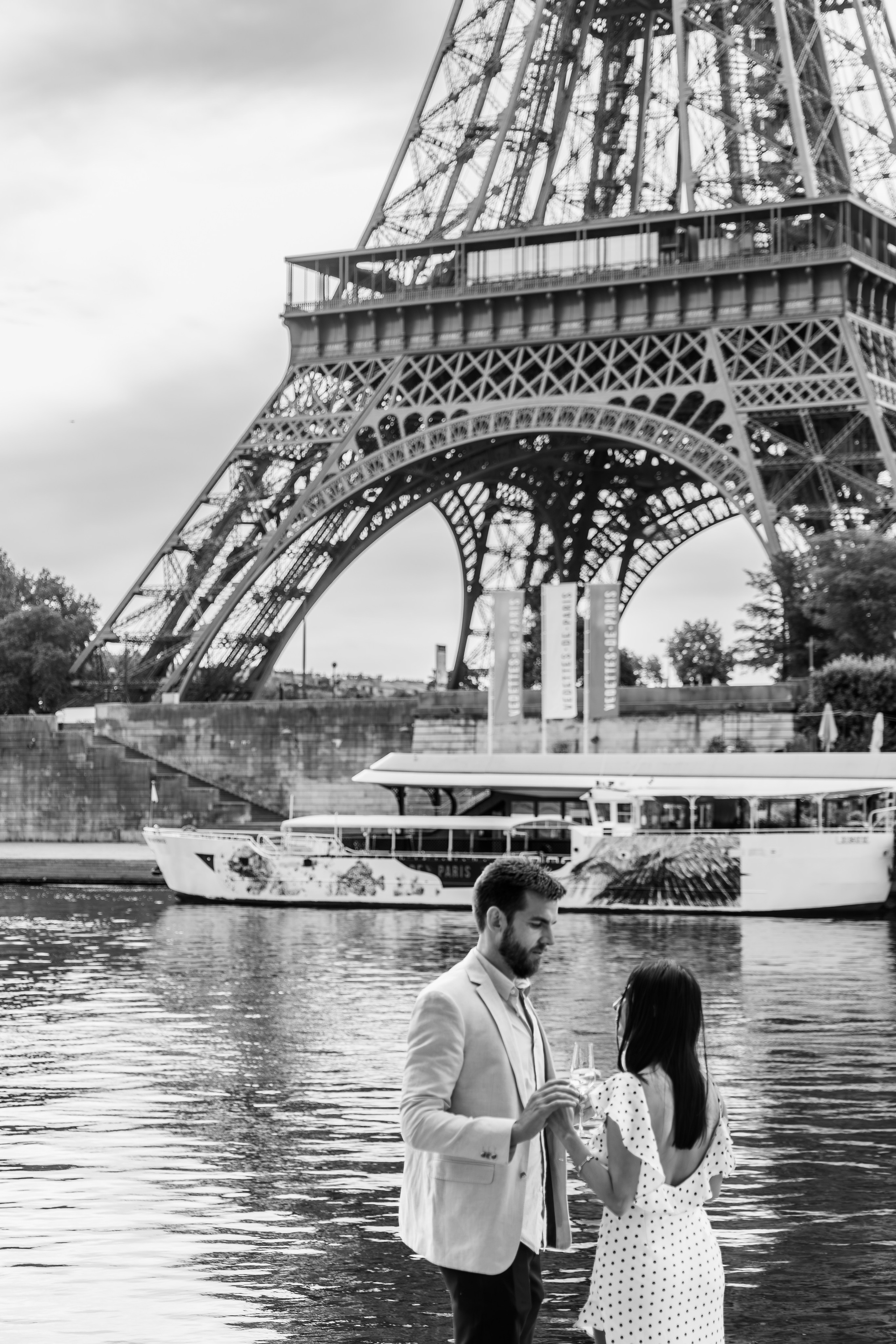 Top 7 Breathtaking Paris Elopement Locations. Photographe à Paris