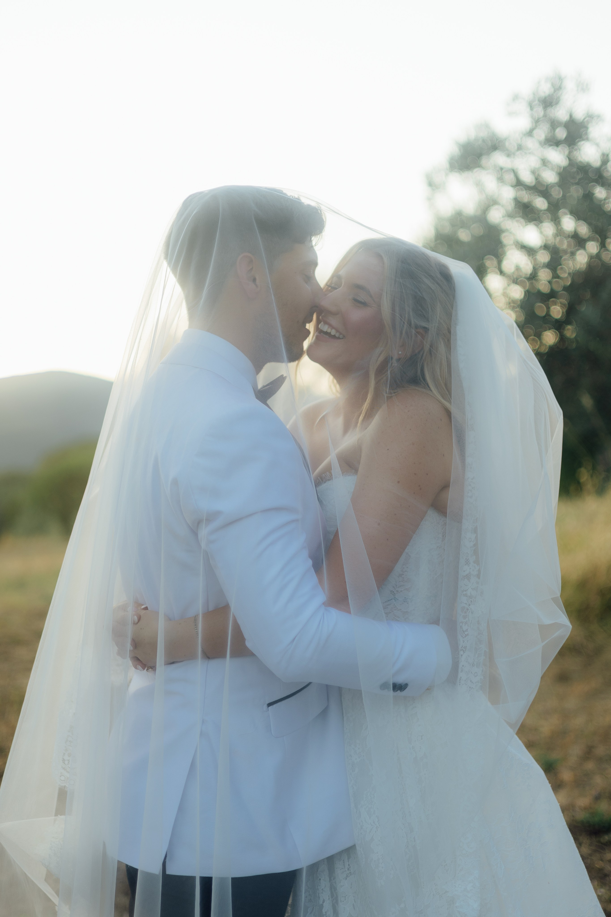 Ibtxhis and Keng elopement In italy — Isola del Garda