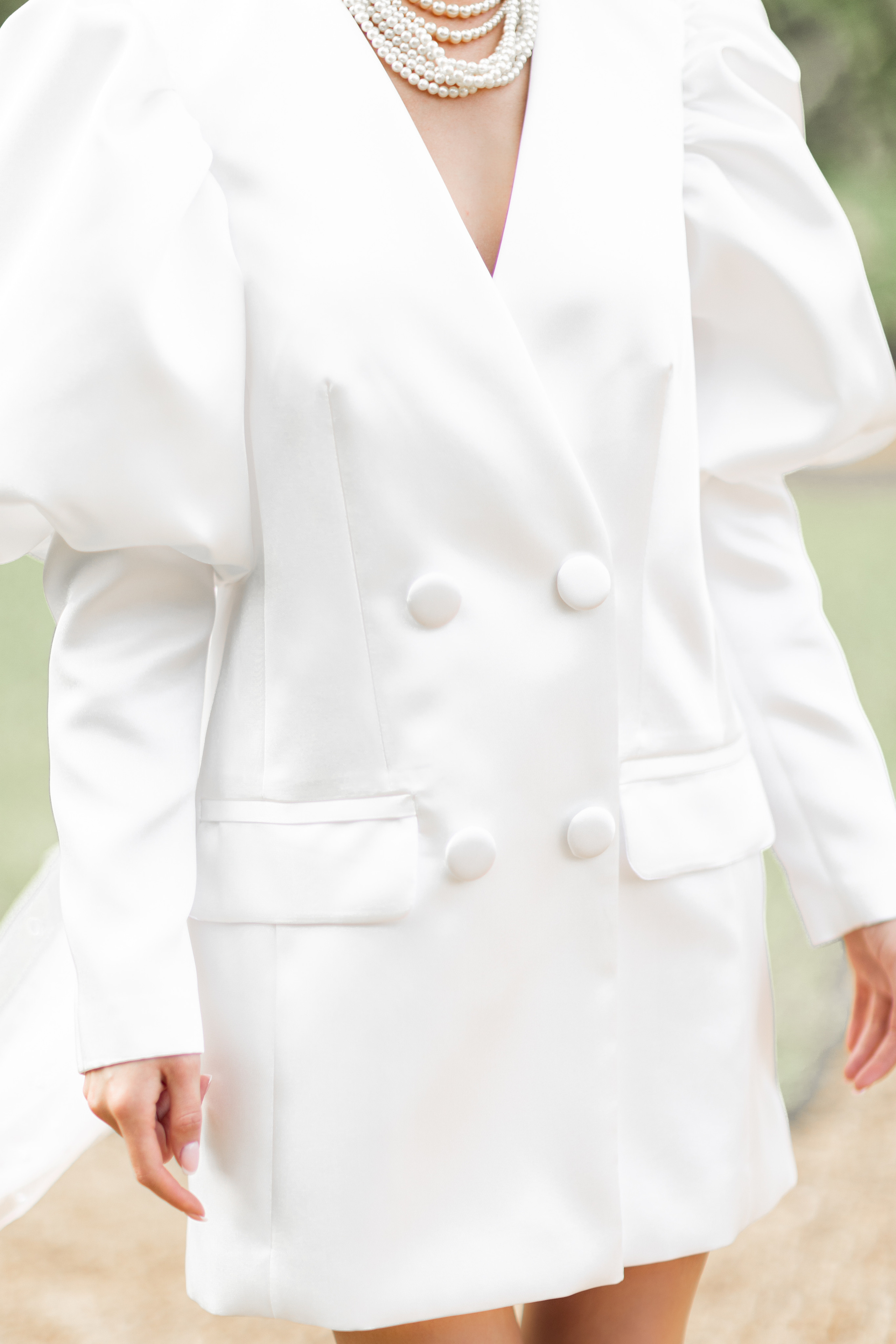 Portraits of the Brides at Spanish Monastery in Miami. Wedding Photo & Video