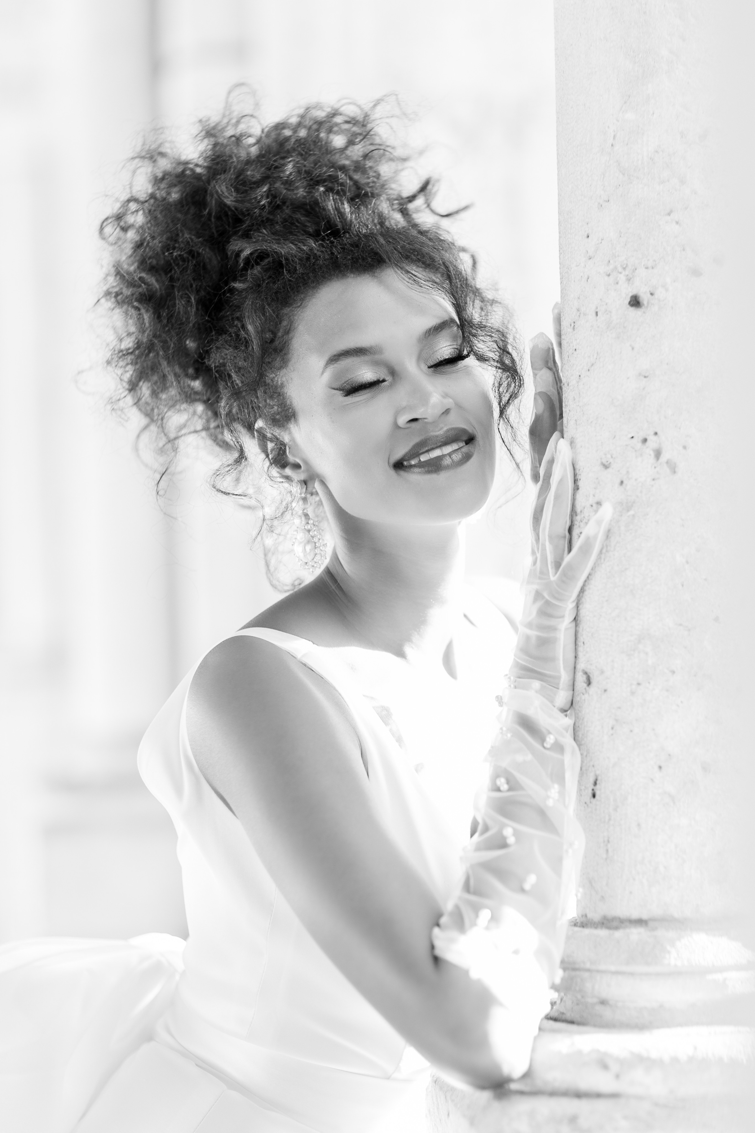 Portraits of the Brides at Spanish Monastery in Miami. Wedding Photo & Video