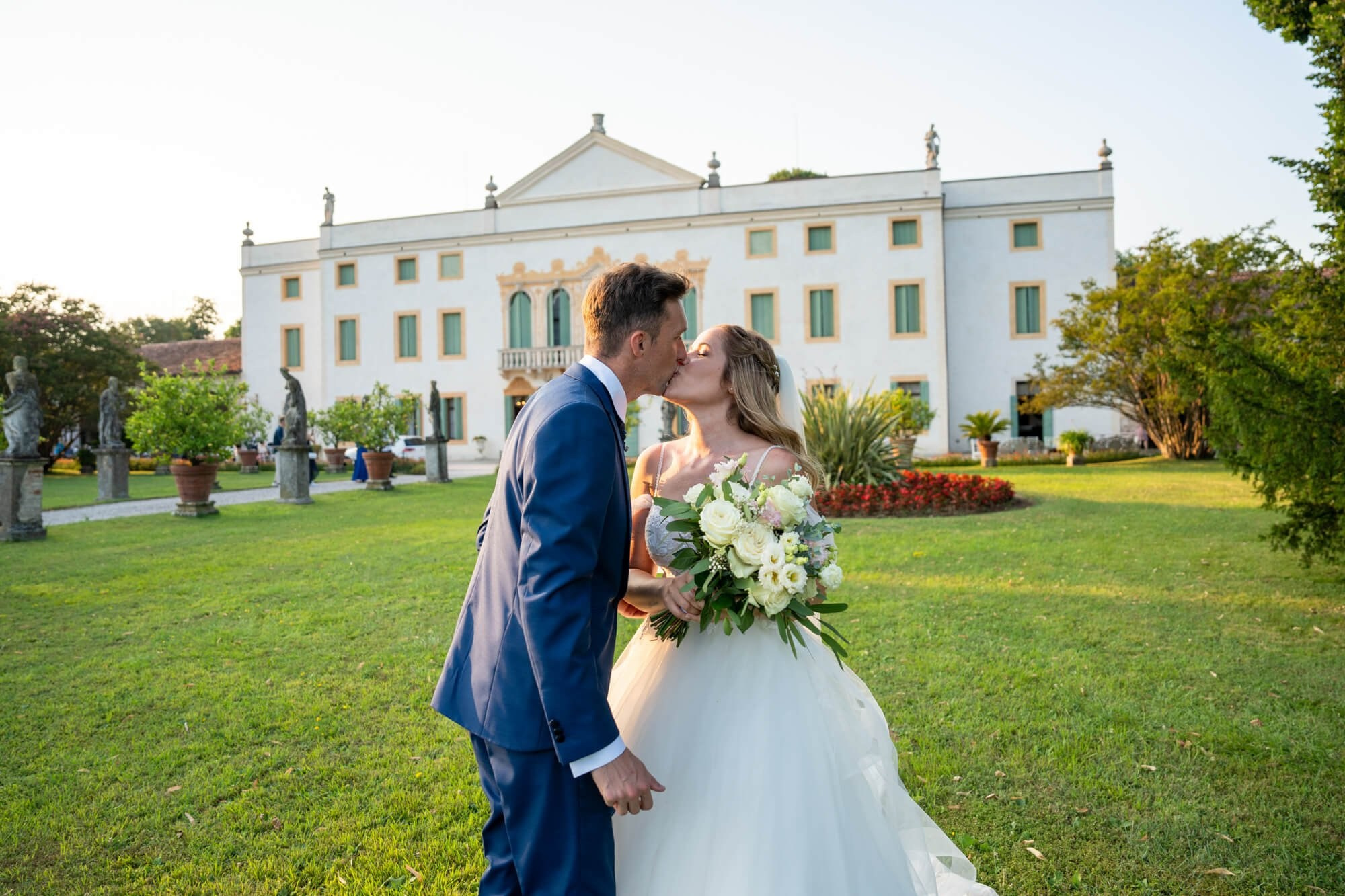 Boda en Villa Cavalli, Padua, | El Velo Blanco. El Velo Blanco I Fotógrafos de Bodas
