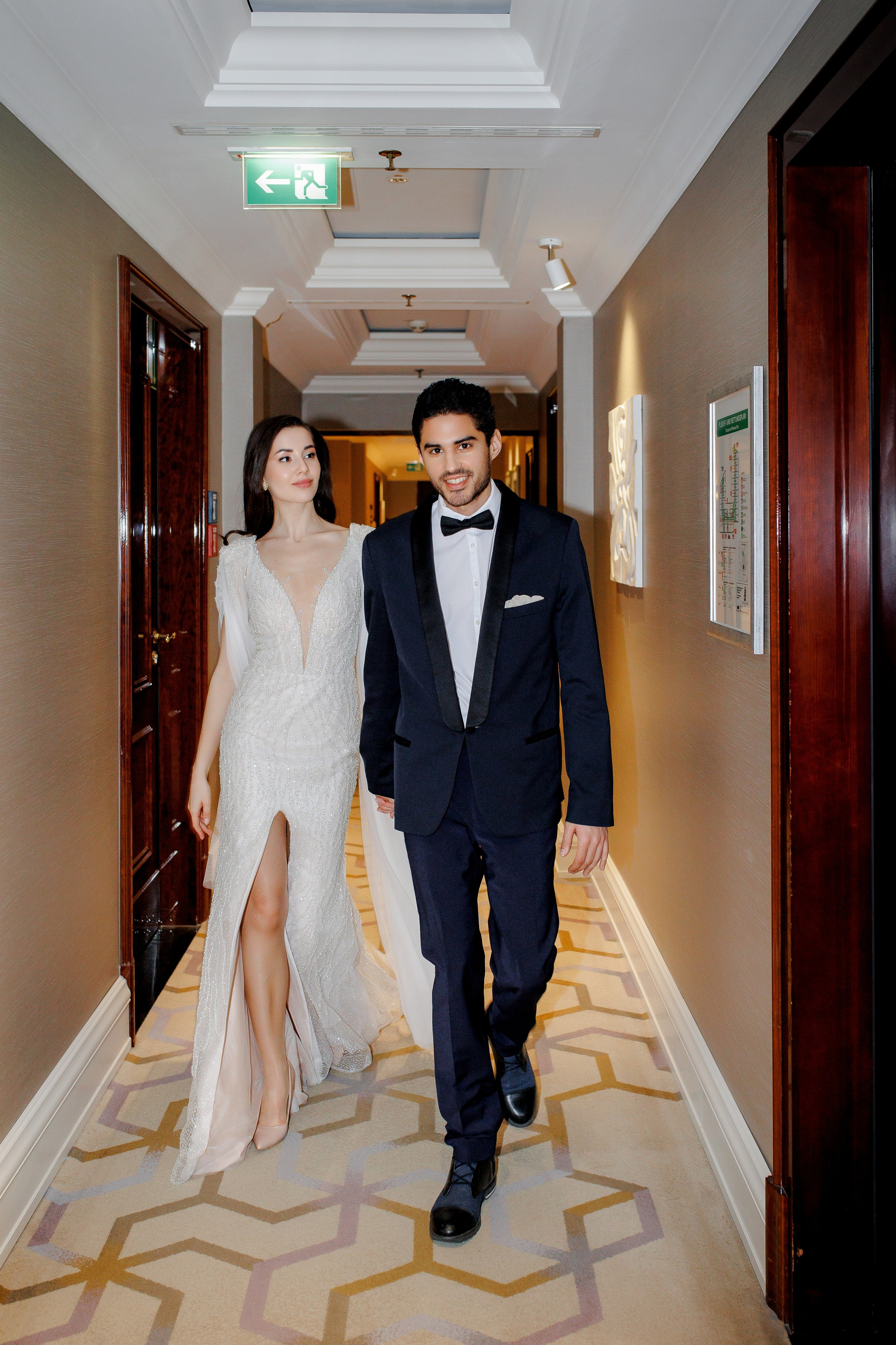 Getting Ready im Ritz Carlton Berlin: Ein zauberhafter Start in den Hochzeitstag. Hochzeitsfotografie in Berlin Nataliia Schütze