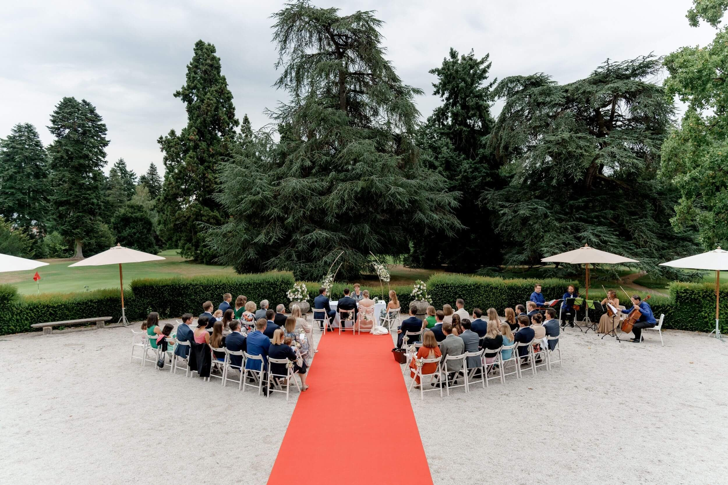 Civil Wedding at Schlosshotel Kronberg. Wedding photographer & videographer Frankfurt | Denis Mirosnik