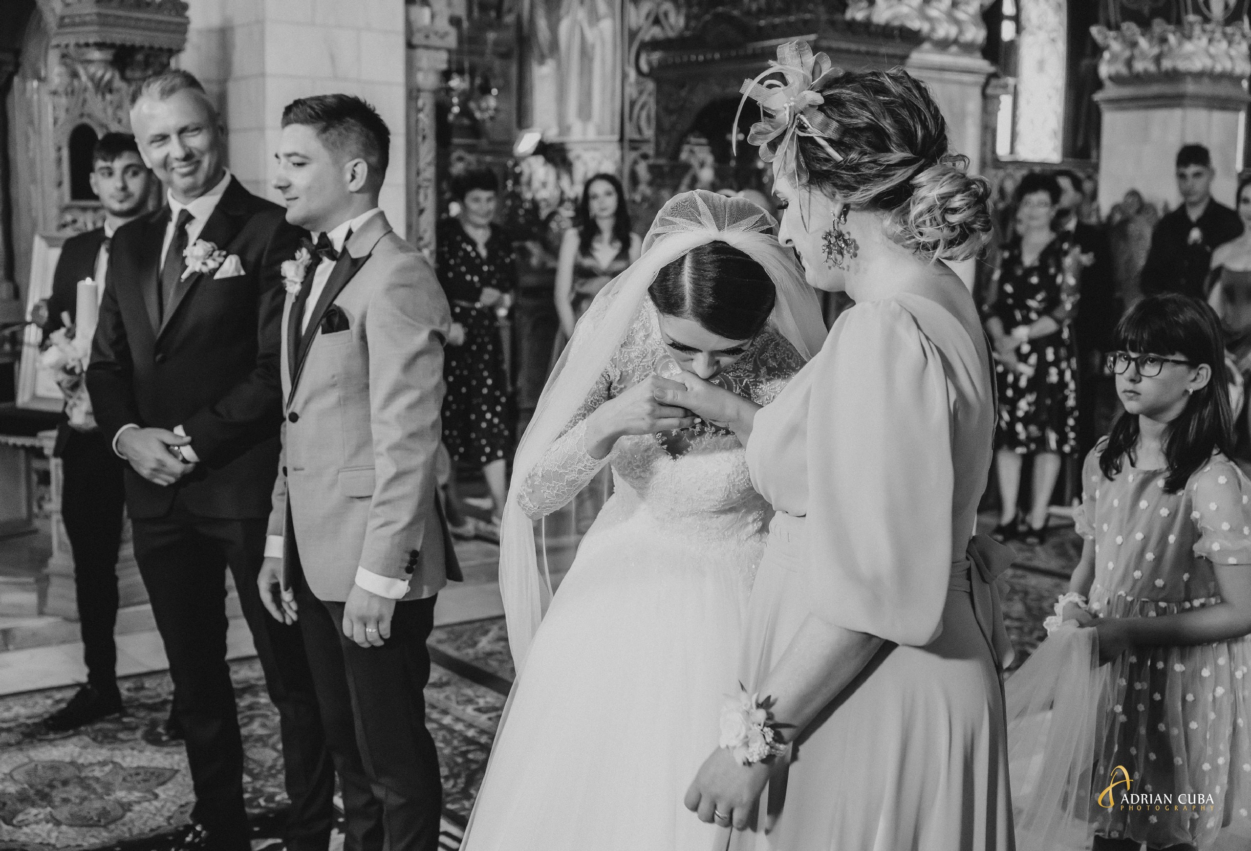 Fotograf nunta Iasi | Adrian Cuba — servicii profesionale de fotografie de nunta