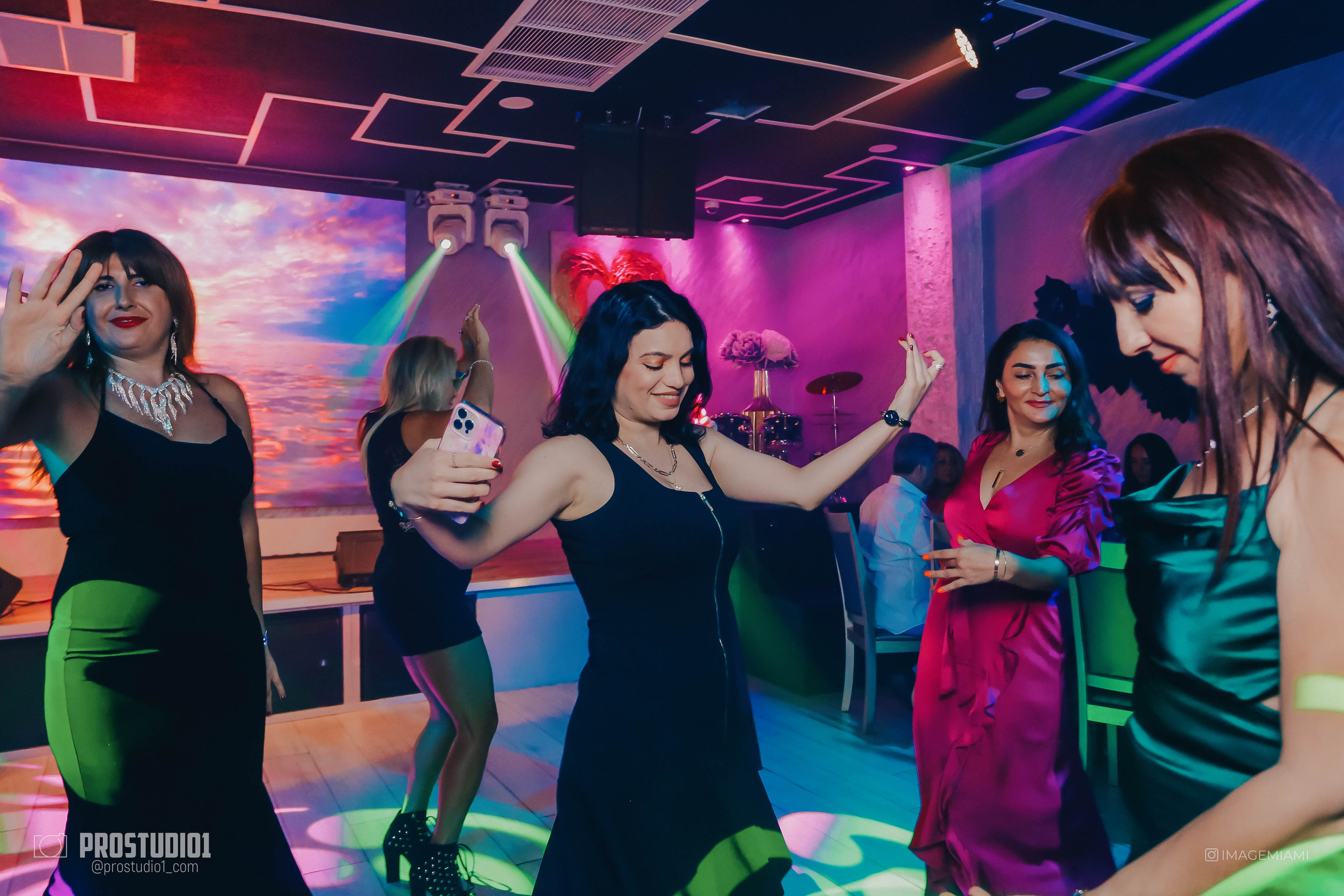 Photo & Video in Miami, Sunny Isles, Hallandale, Aventure. Photo & Video Production Studio #1