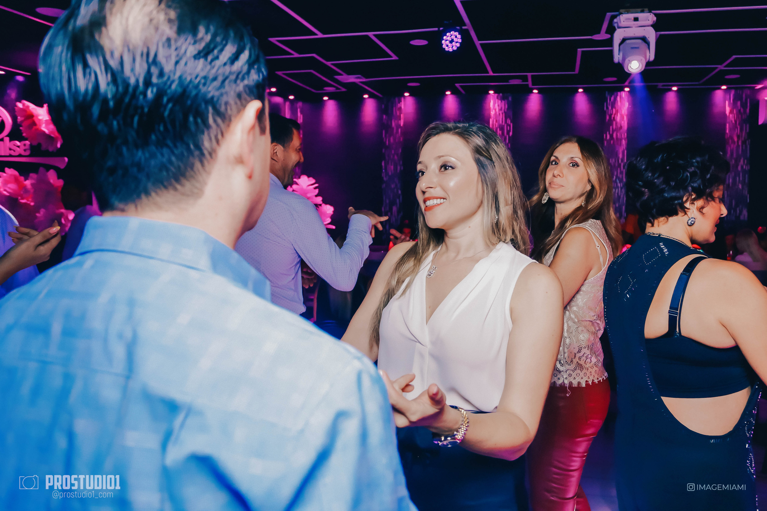 Photo & Video in Miami, Sunny Isles, Hallandale, Aventure. Photo & Video Production Studio #1