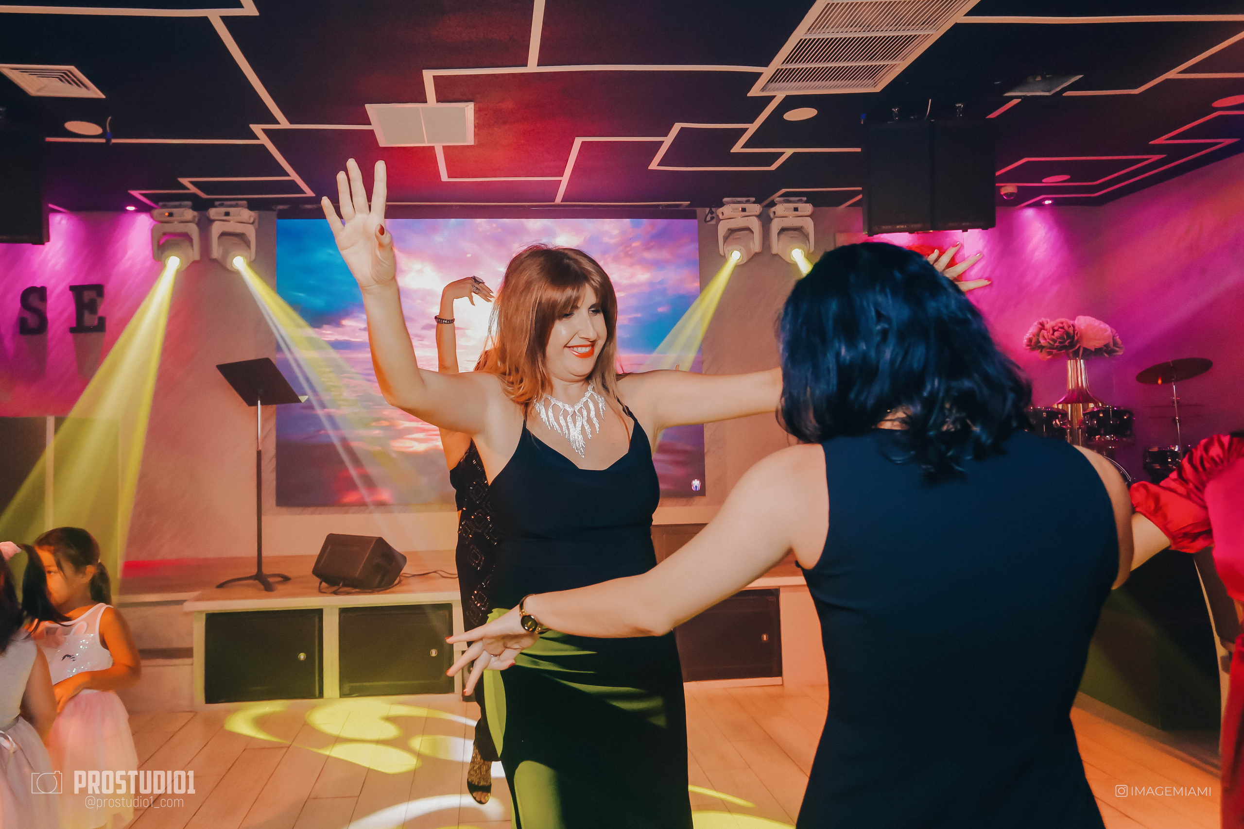 Photo & Video in Miami, Sunny Isles, Hallandale, Aventure. Photo & Video Production Studio #1