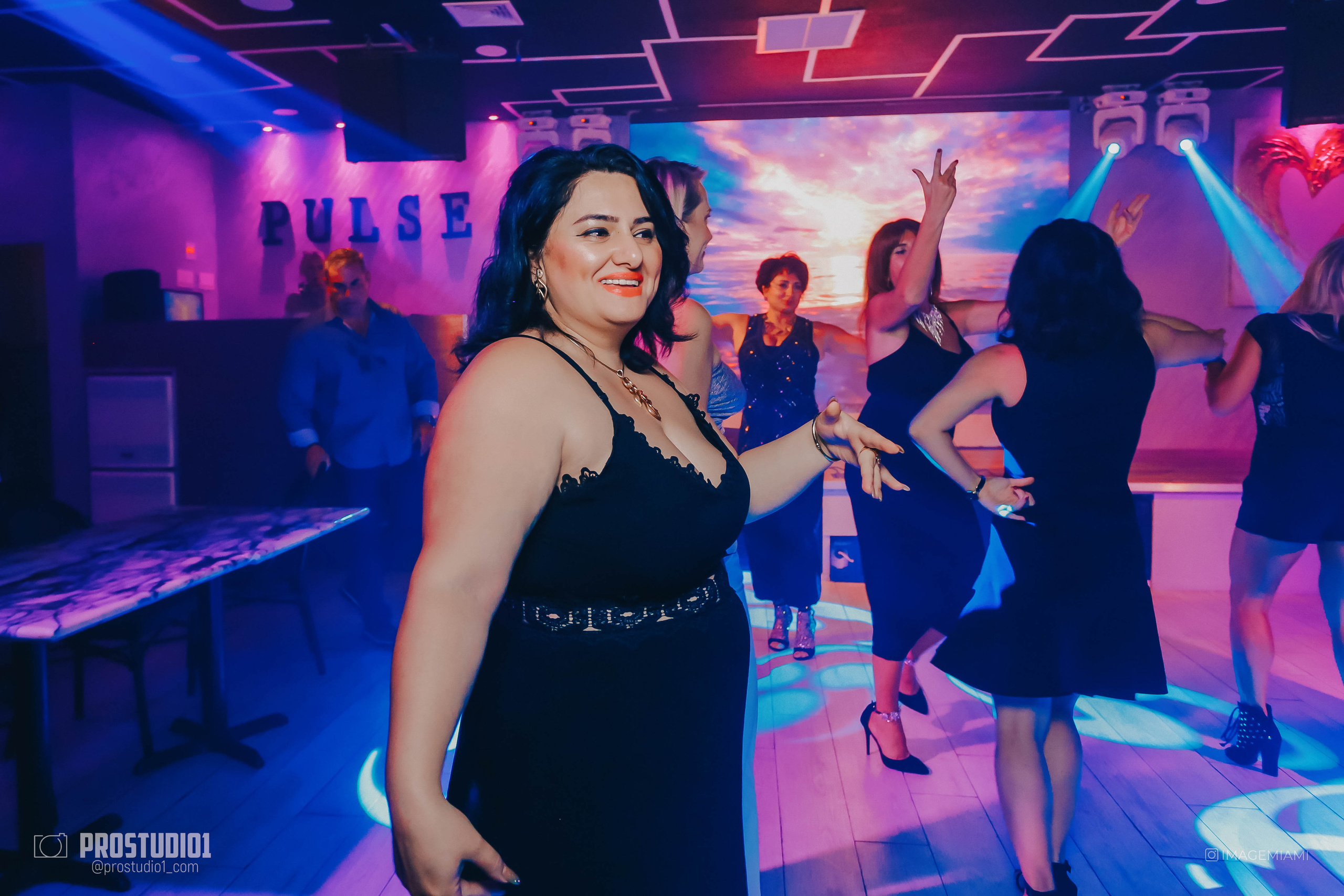 Photo & Video in Miami, Sunny Isles, Hallandale, Aventure. Photo & Video Production Studio #1