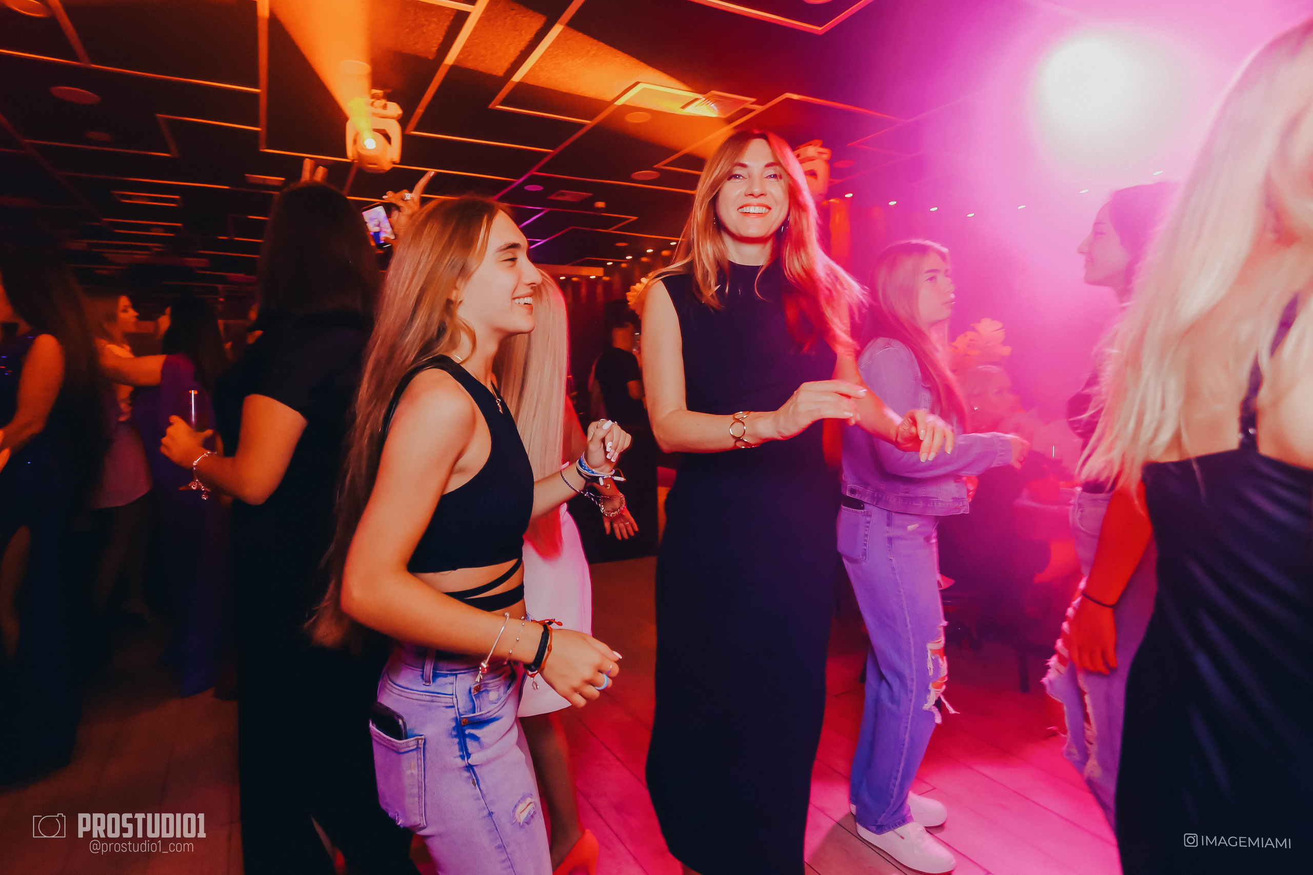 Photo & Video in Miami, Sunny Isles, Hallandale, Aventure. Photo & Video Production Studio #1