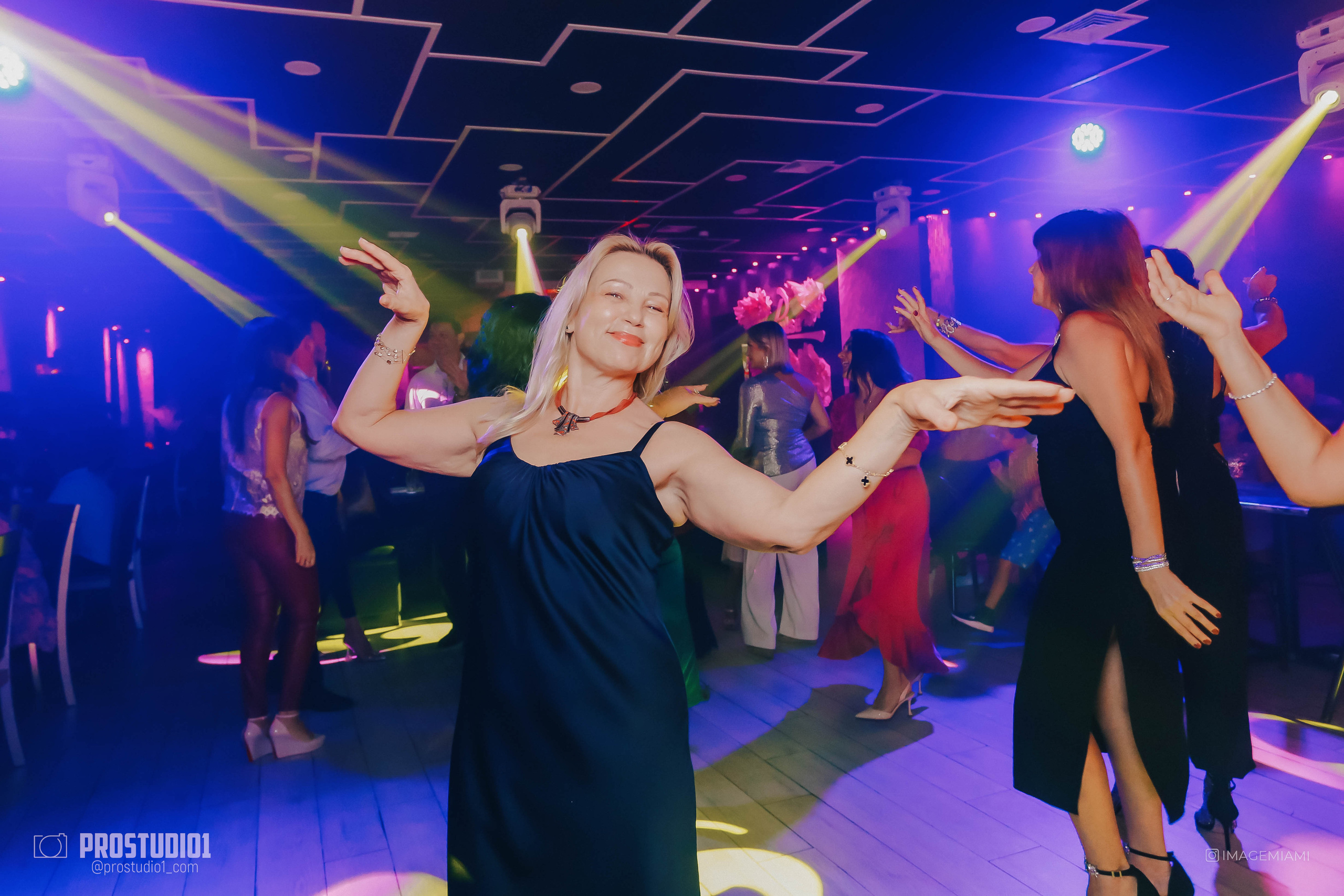 Photo & Video in Miami, Sunny Isles, Hallandale, Aventure. Photo & Video Production Studio #1