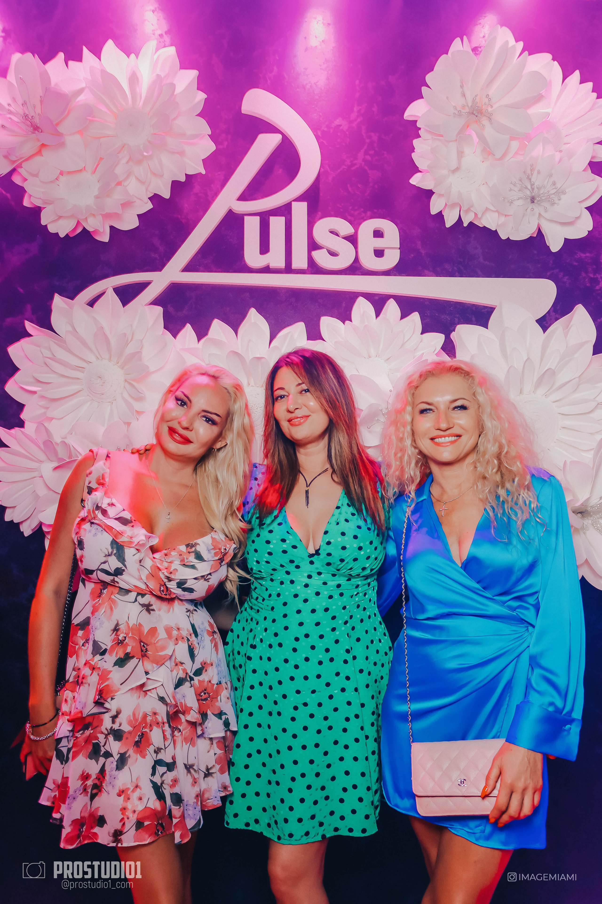 Photo & Video in Miami, Sunny Isles, Hallandale, Aventure. Photo & Video Production Studio #1