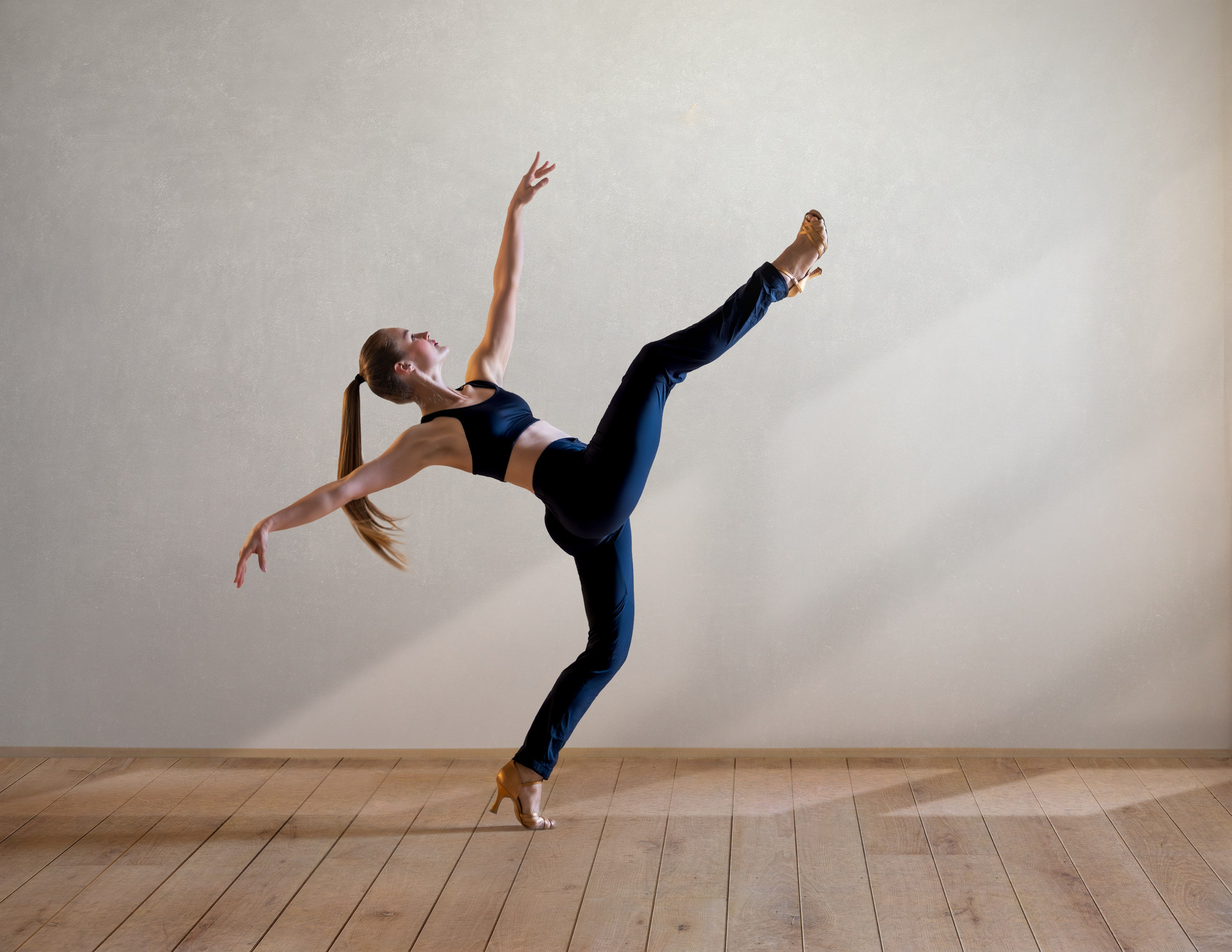 Professional Dance Portfolio Photoshoots — Ballet & Contemporary. Ballet & Dance Photography Europe | Tatiana Mudryak — Dresden-based | CV, Creative, Workshops