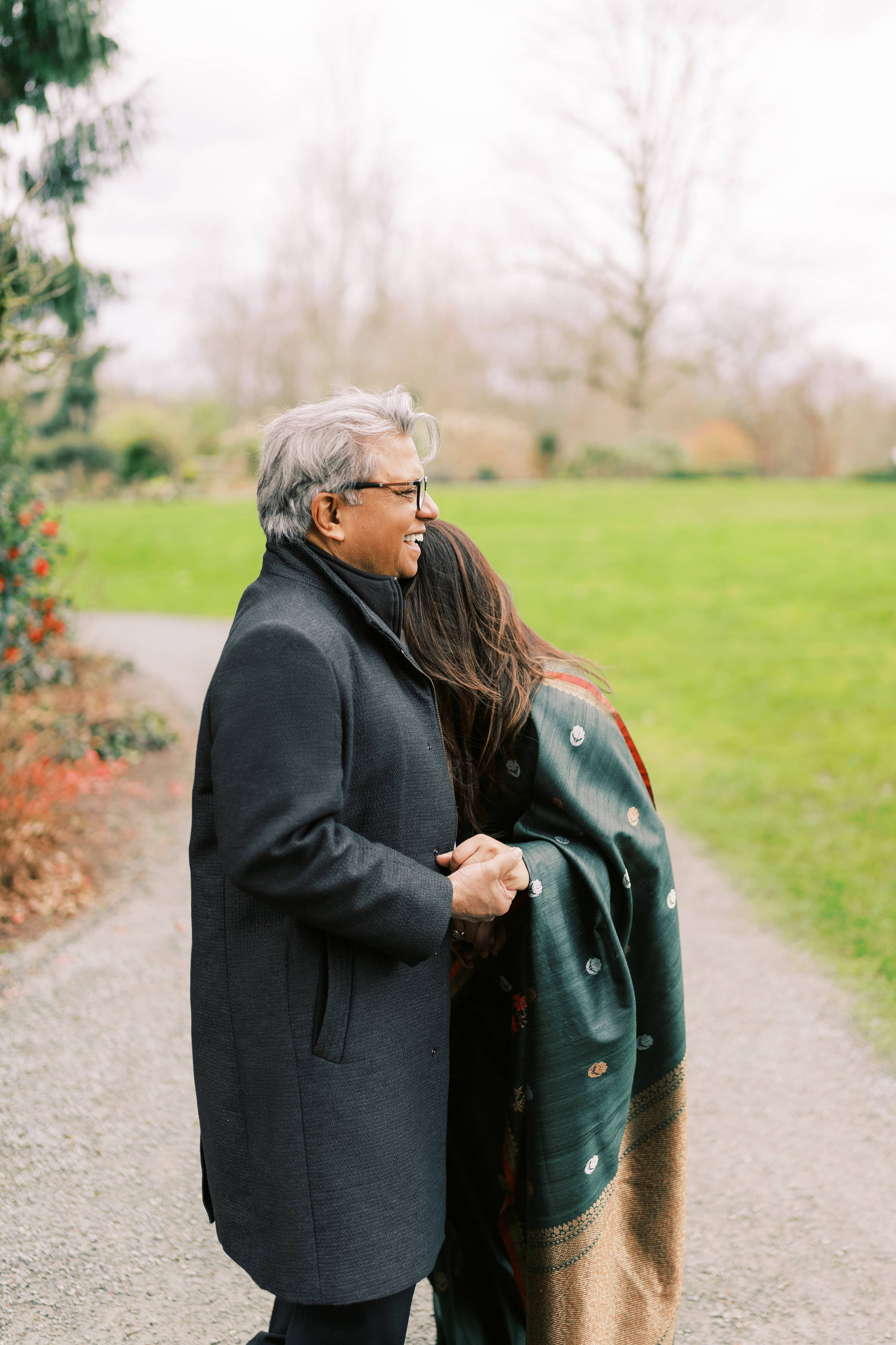 Family photoshoot at Bellevue Botanical Garden. March 2024. EVAN ARISTOV WEDDING PHOTOGRAPHY — Seattle Wedding Photographer