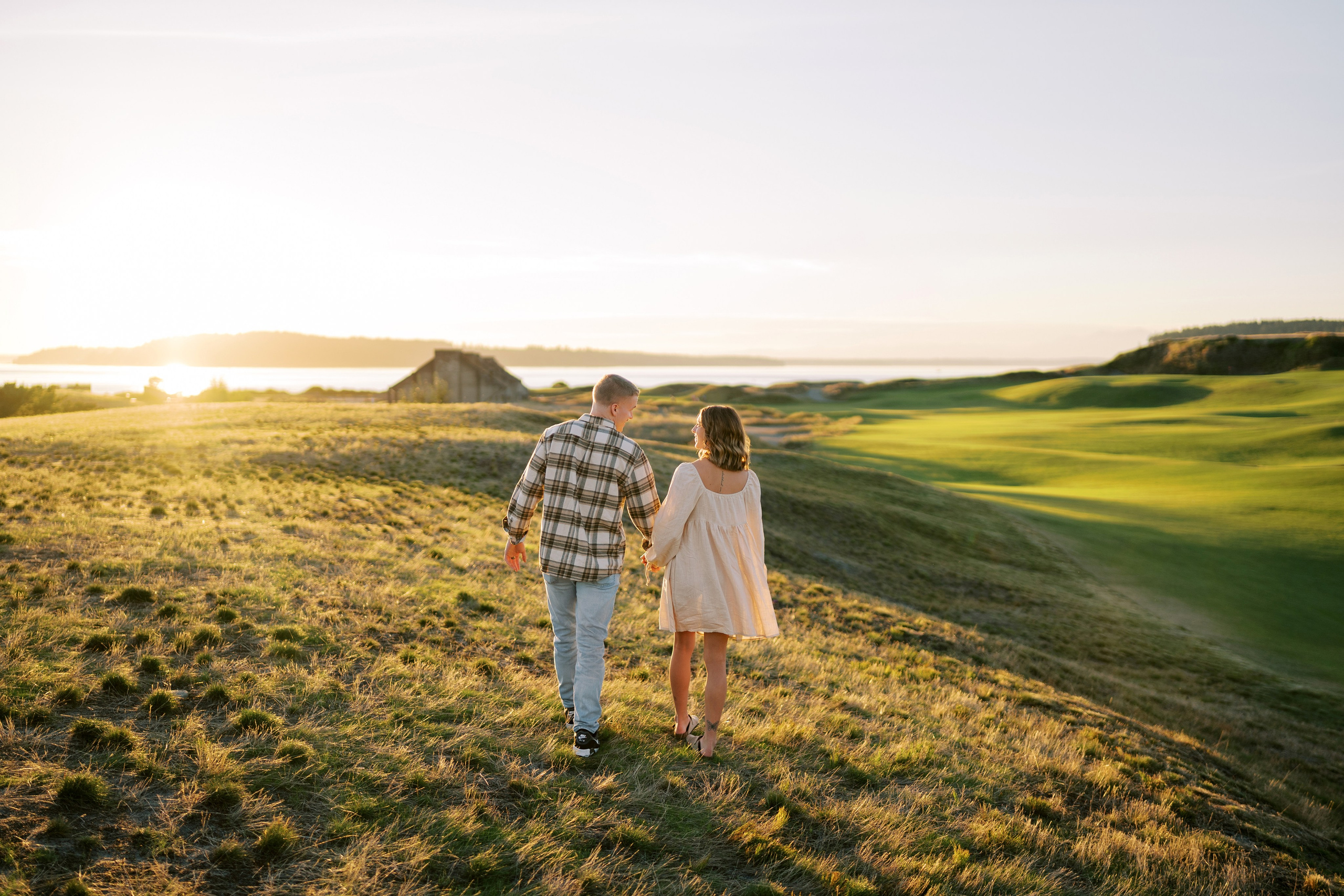 A story of incredible love at sunset. September 2024. Tacoma, Chambers Bay Golf Course. EVAN ARISTOV WEDDING PHOTOGRAPHY — Seattle Wedding Photographer