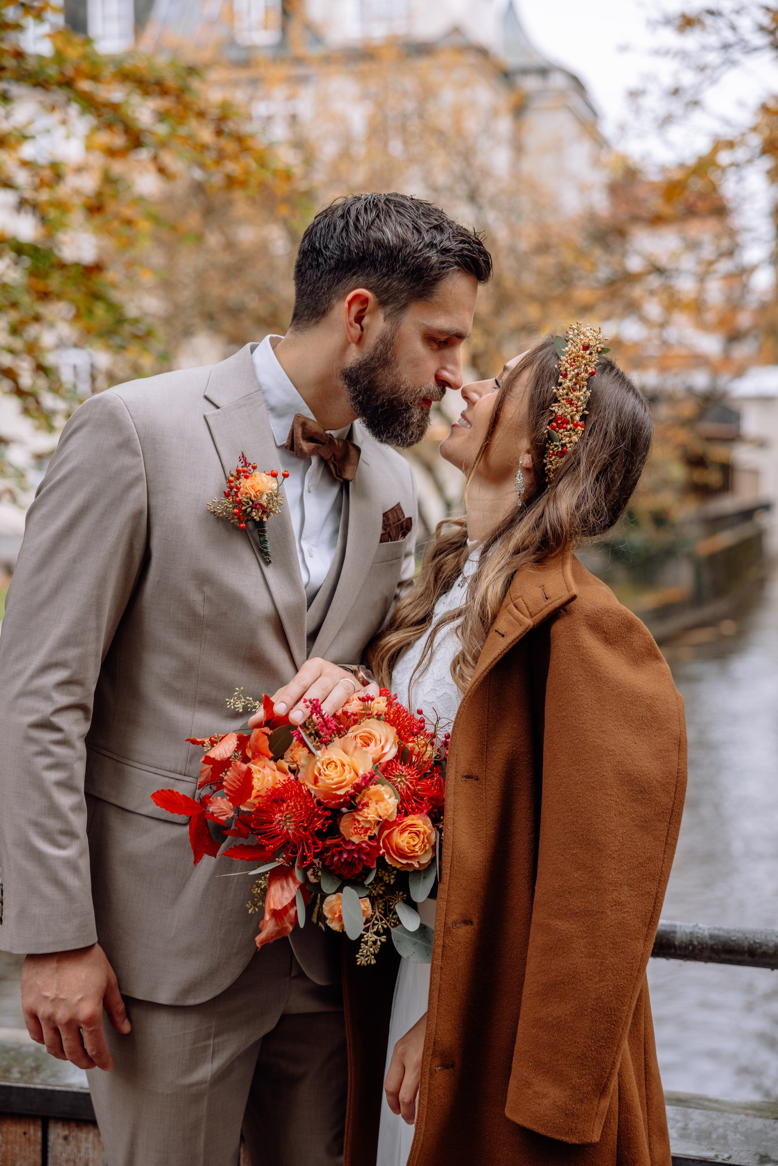 Herbsthochzeit im Standesamt Schwabing. Hochzeitsfotograf München Taufe Familienfotograf Tanja Mauke