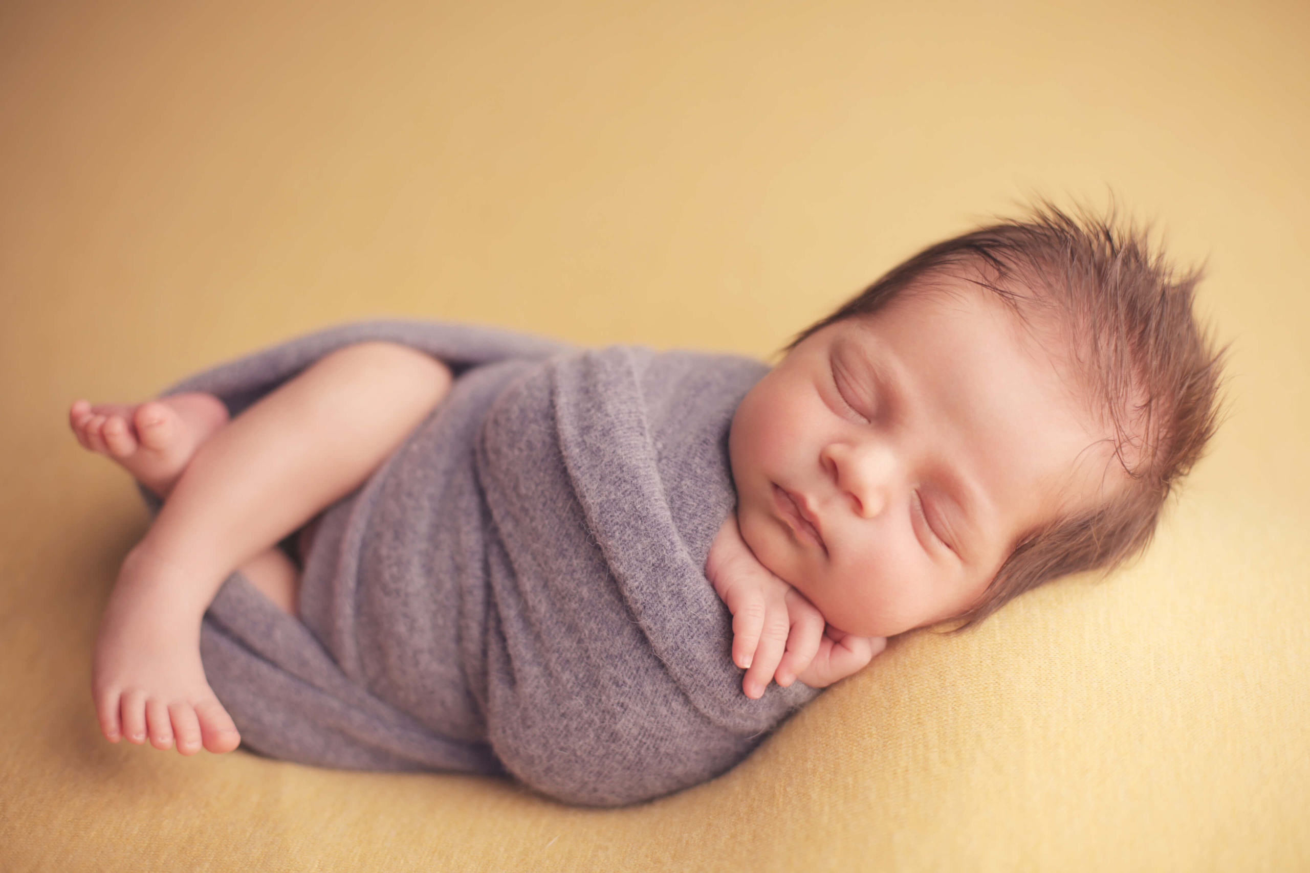 ANNA KOR Newborn Photographer in the UAE