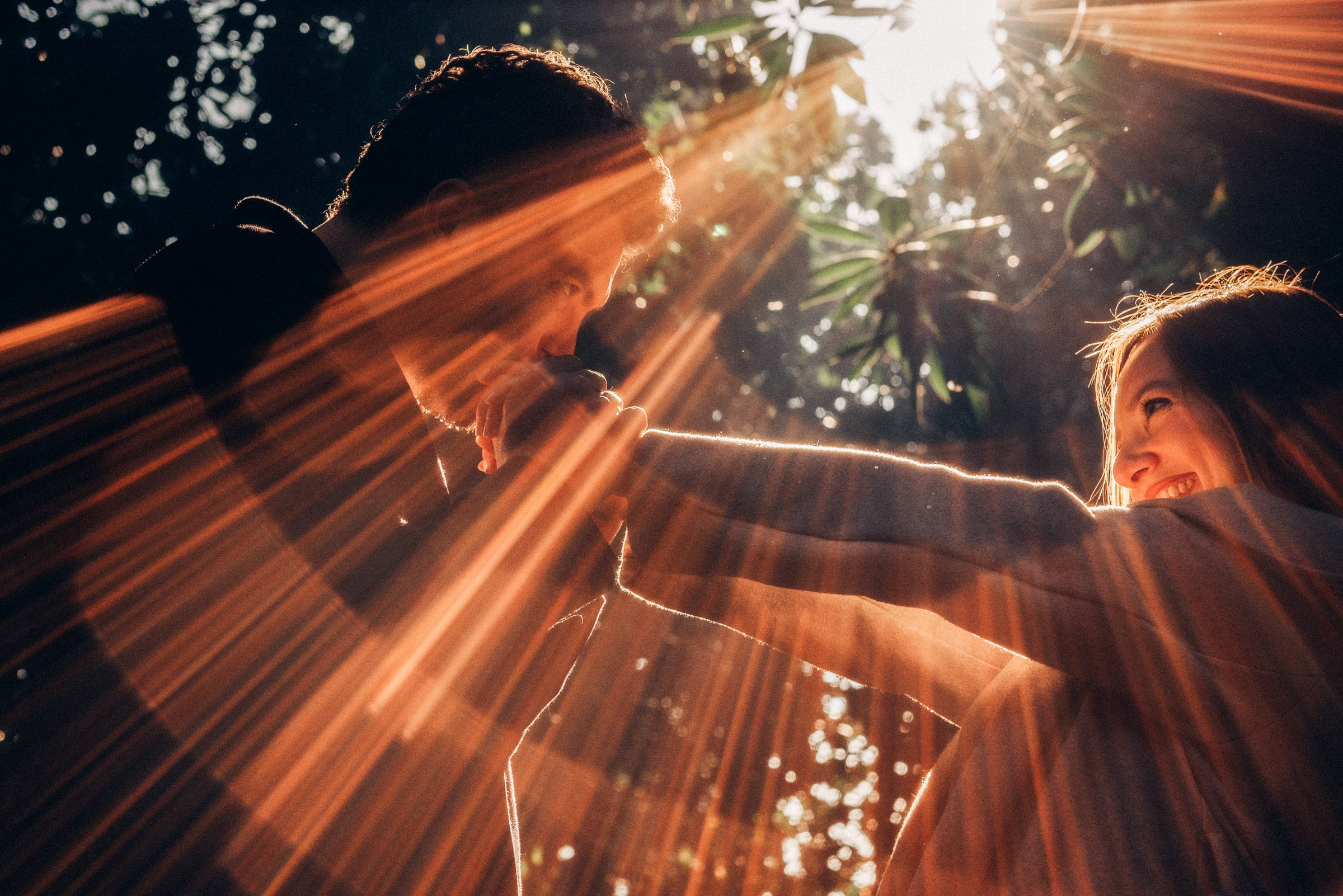 Golden autumn in Milan. Lovestory shoot. Anastasiia Buchinskaia Photographer in Milan