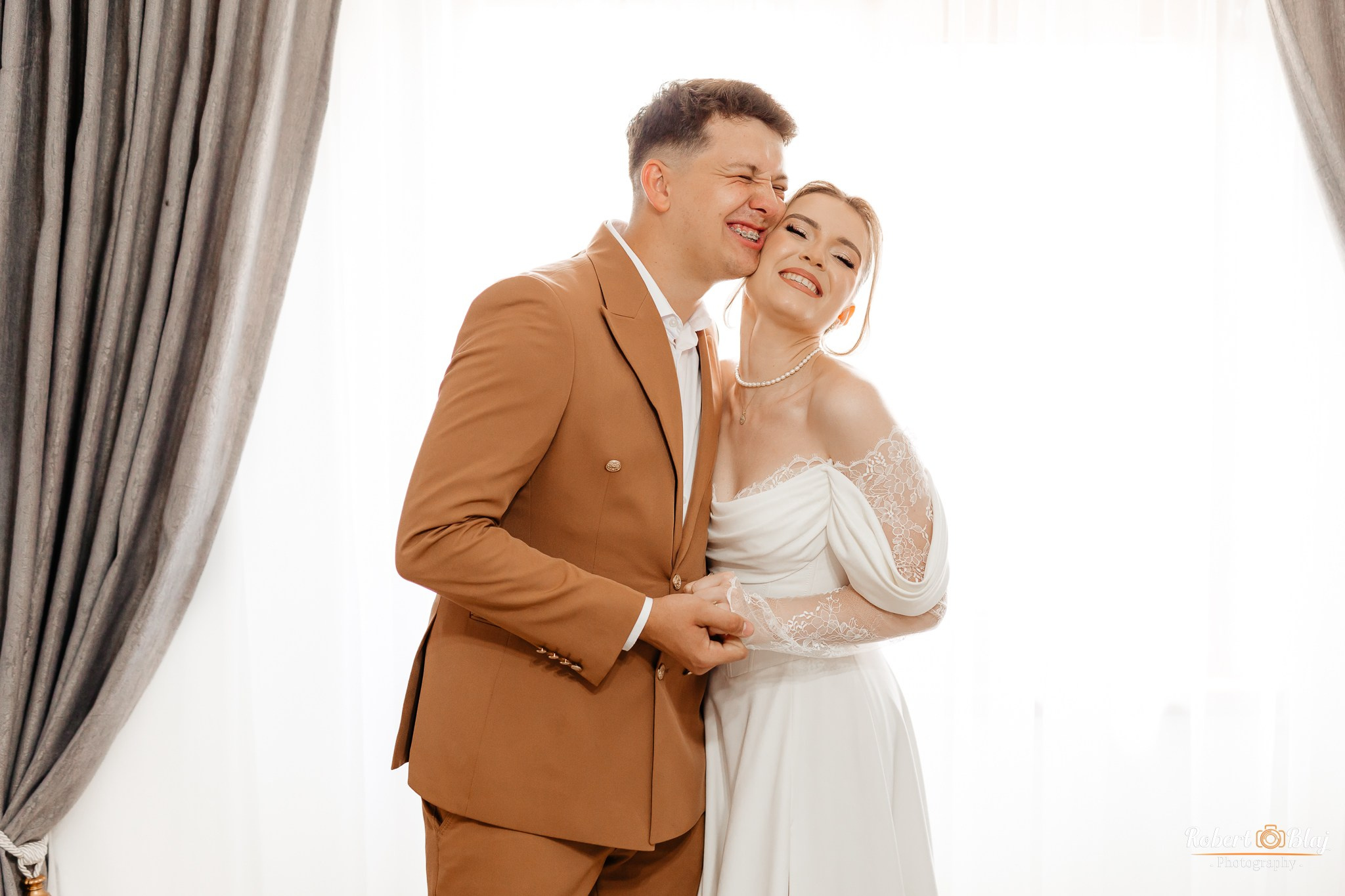 Georgeana & Iulian. Robert Blaj - Fotograf Nuntă Iași