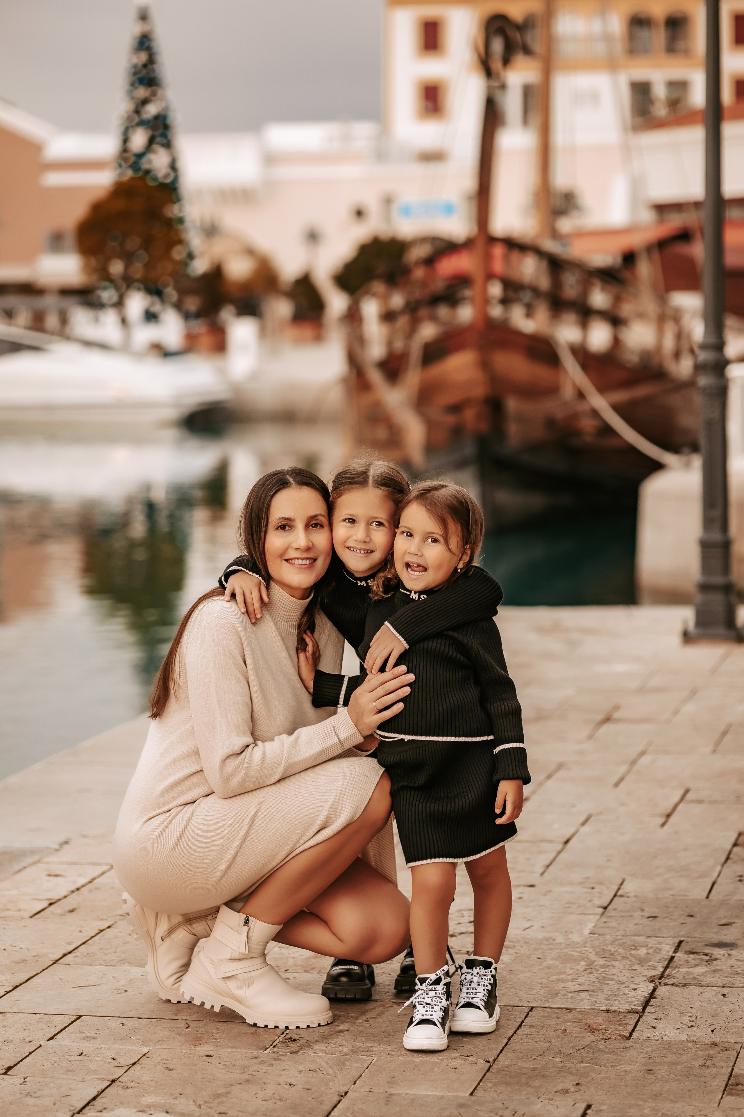 Family photoshoot. Photographer in Cyprus