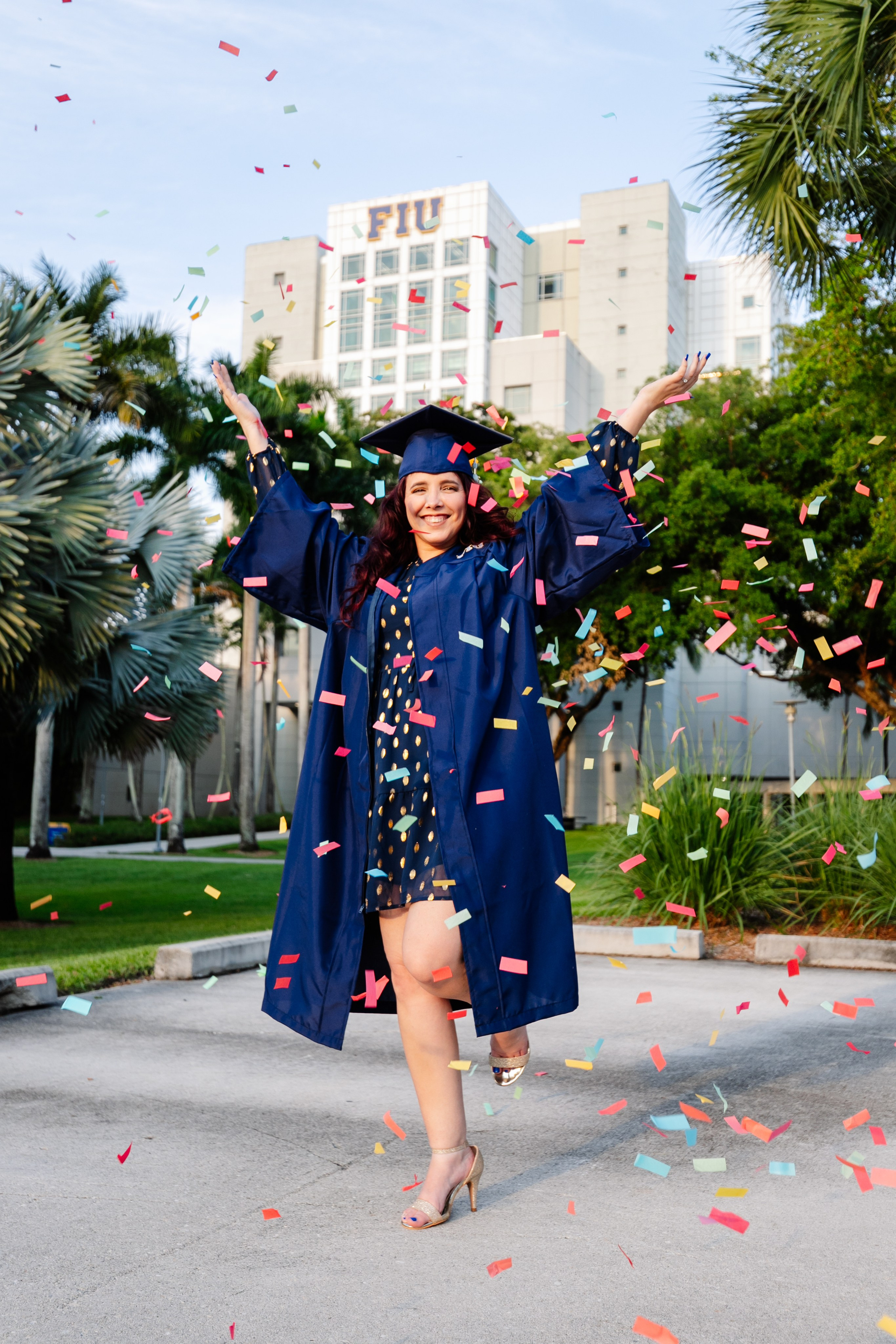 Graduation photographer in Miami. Portrait and graduation photographer Marina Simanava
