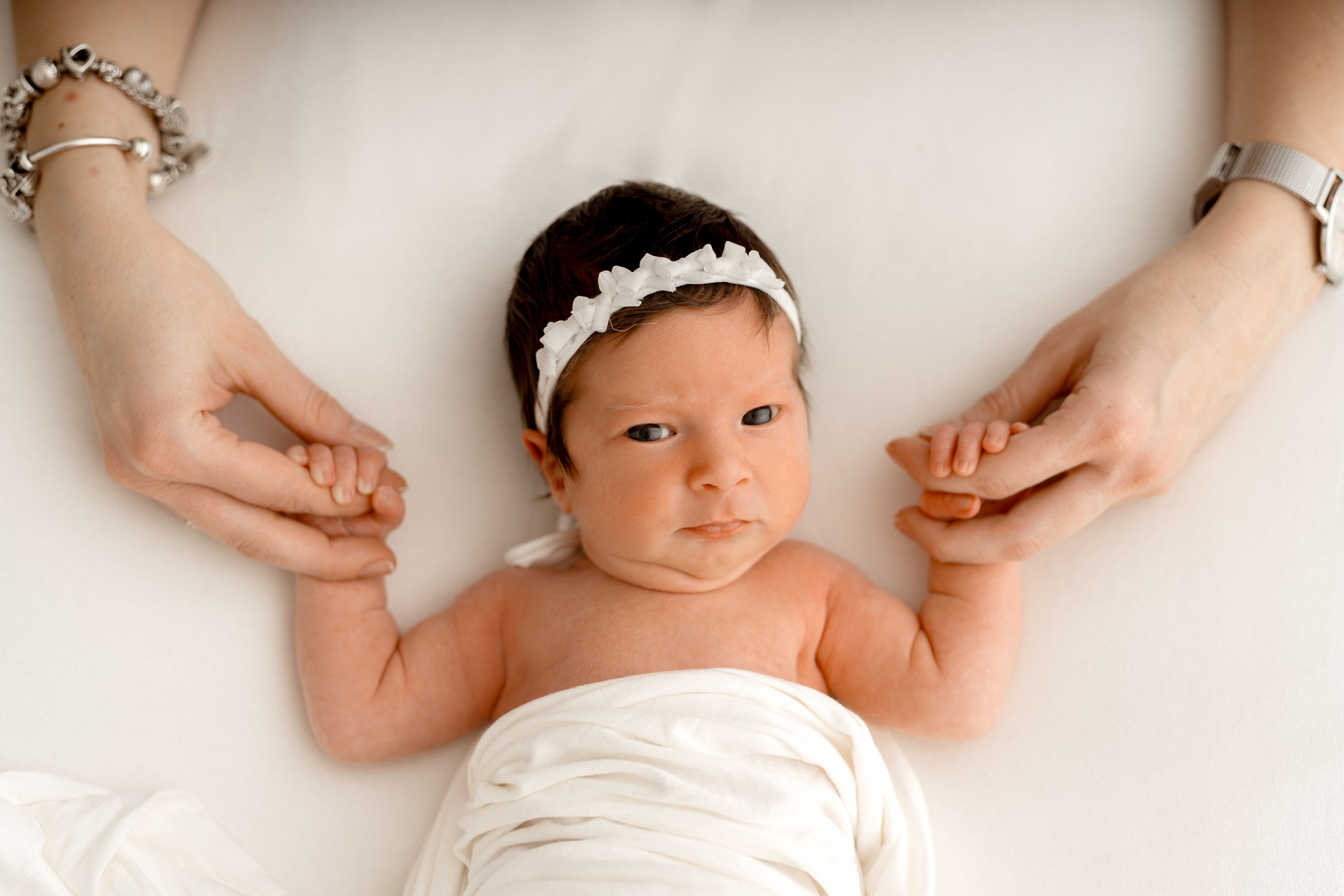 Sesja noworodkowa. Fotograf Łódź - sesja ciążowa, noworodkowa, dziecięca. Studio w Łodzi