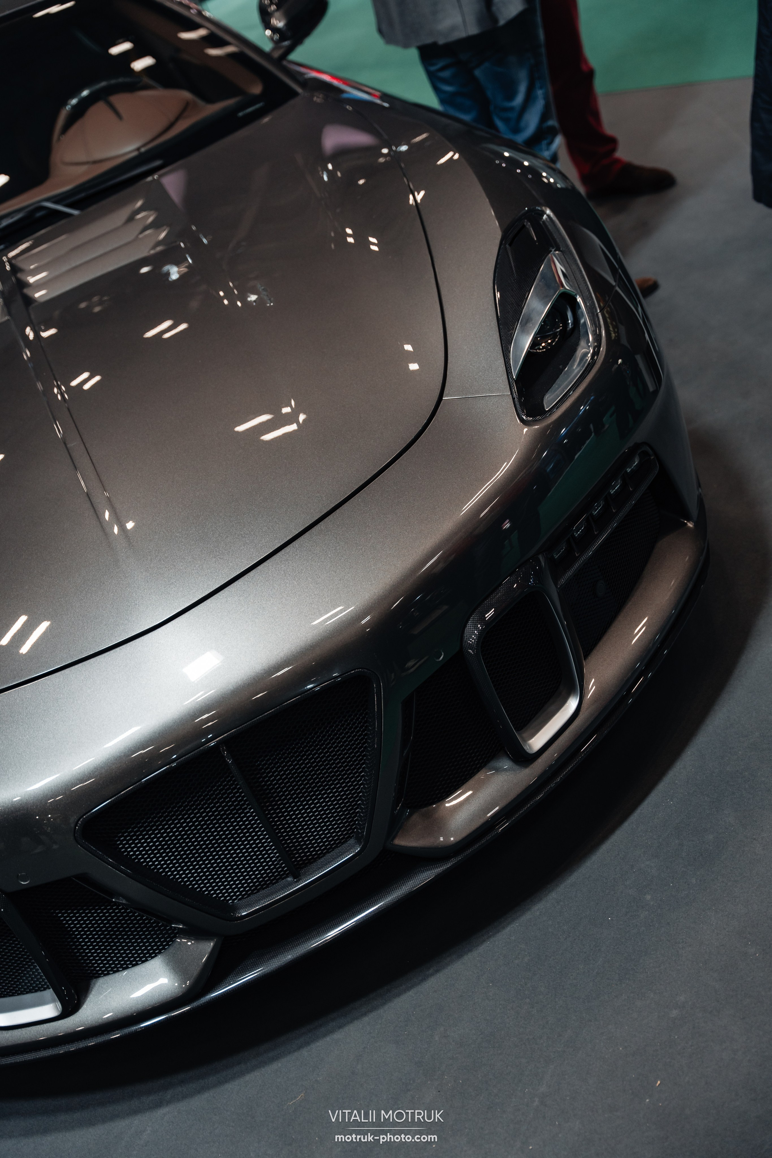 Retromobile-2024. Photographe de voitures à Paris — Vitalii Motruk