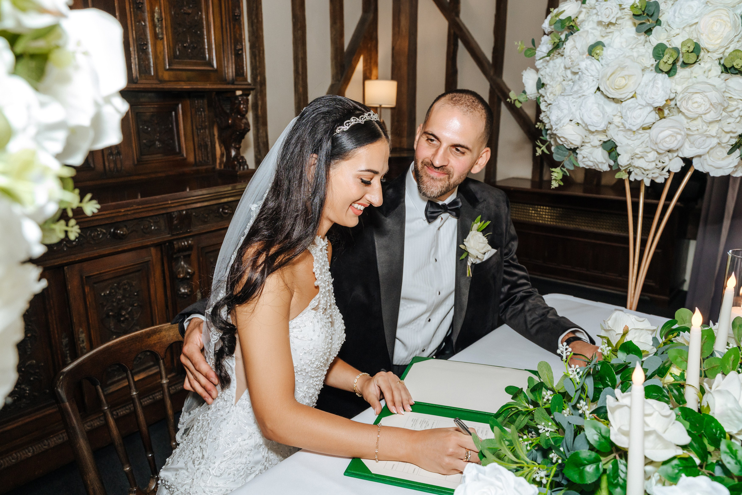 Wedding at Essendon Country Club. Photographer in England Ekaterina Romanova