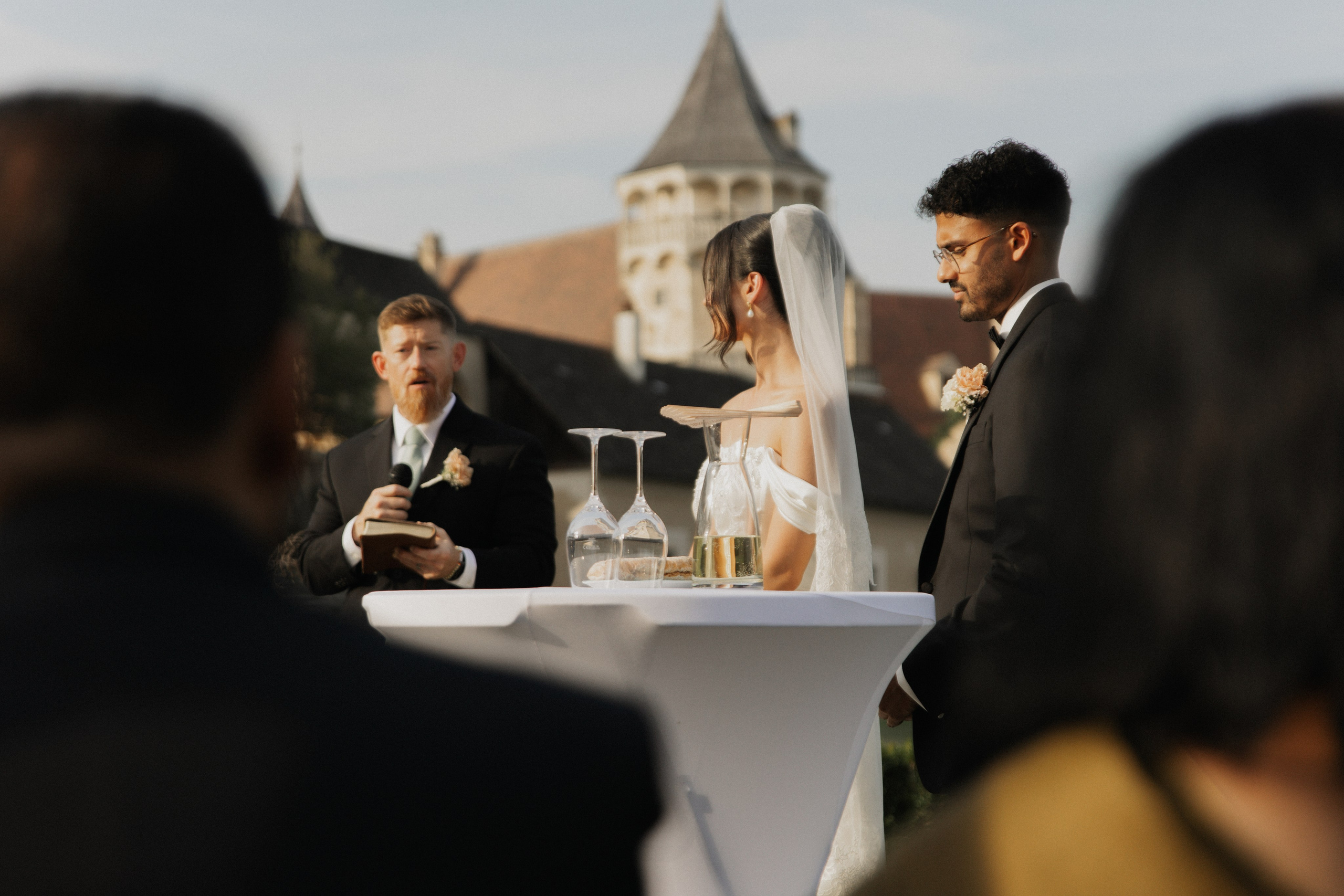 Elegant Castle Wedding in Austria | Alwin & Ruth’s Fairytale Celebration. Wedding photographer and videographer based in Timisoara, Romania
